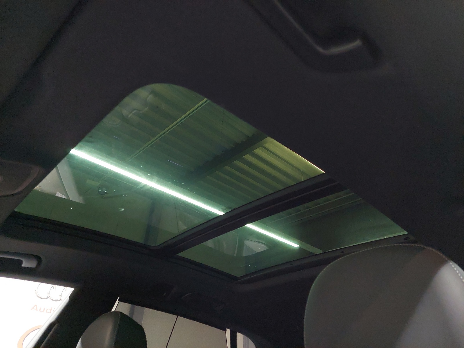 AUDI SQ8 TFSI quattro tiptronic-image-11