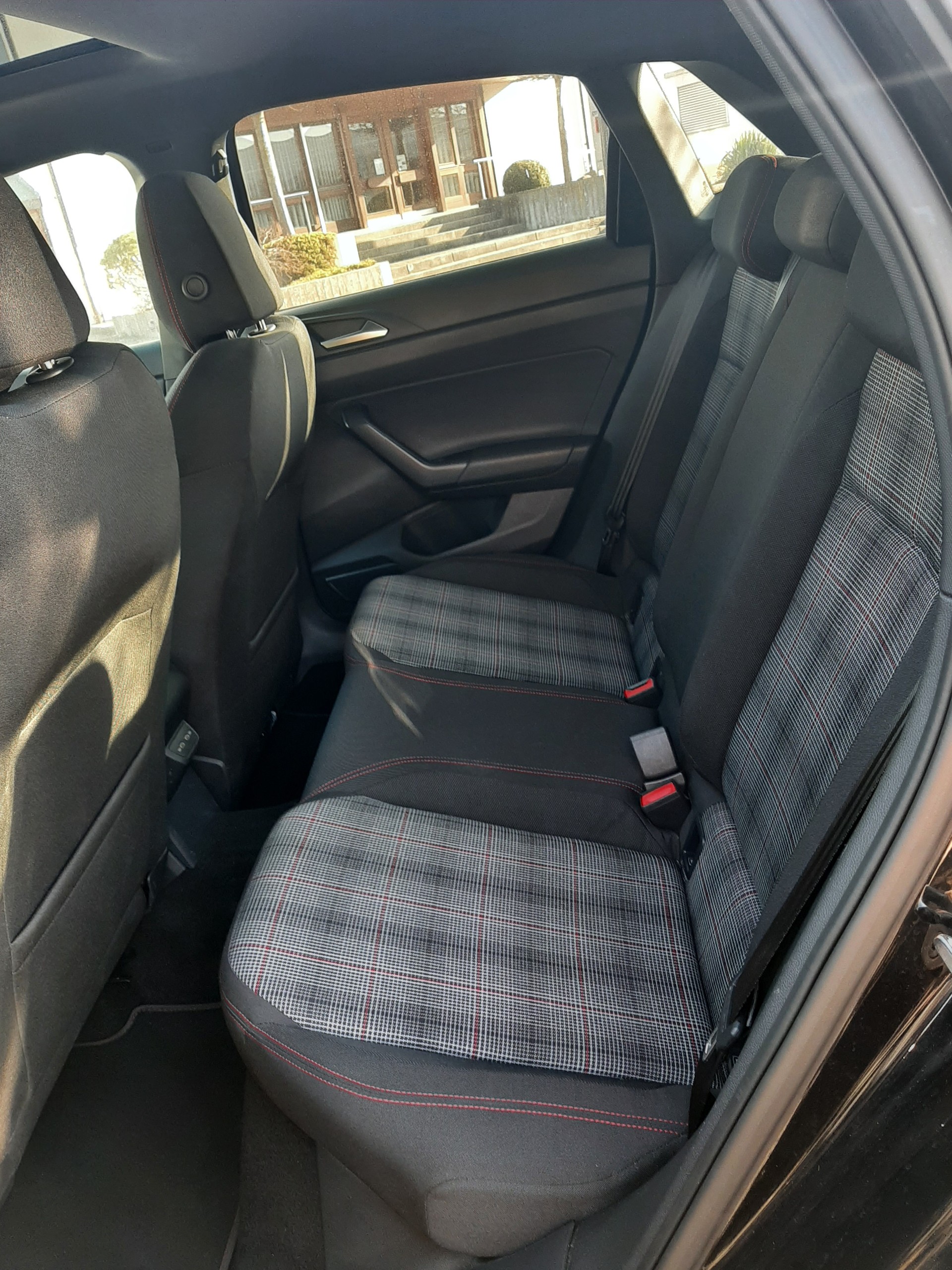 VW Polo 2.0 TSI GTI DSG-image-7