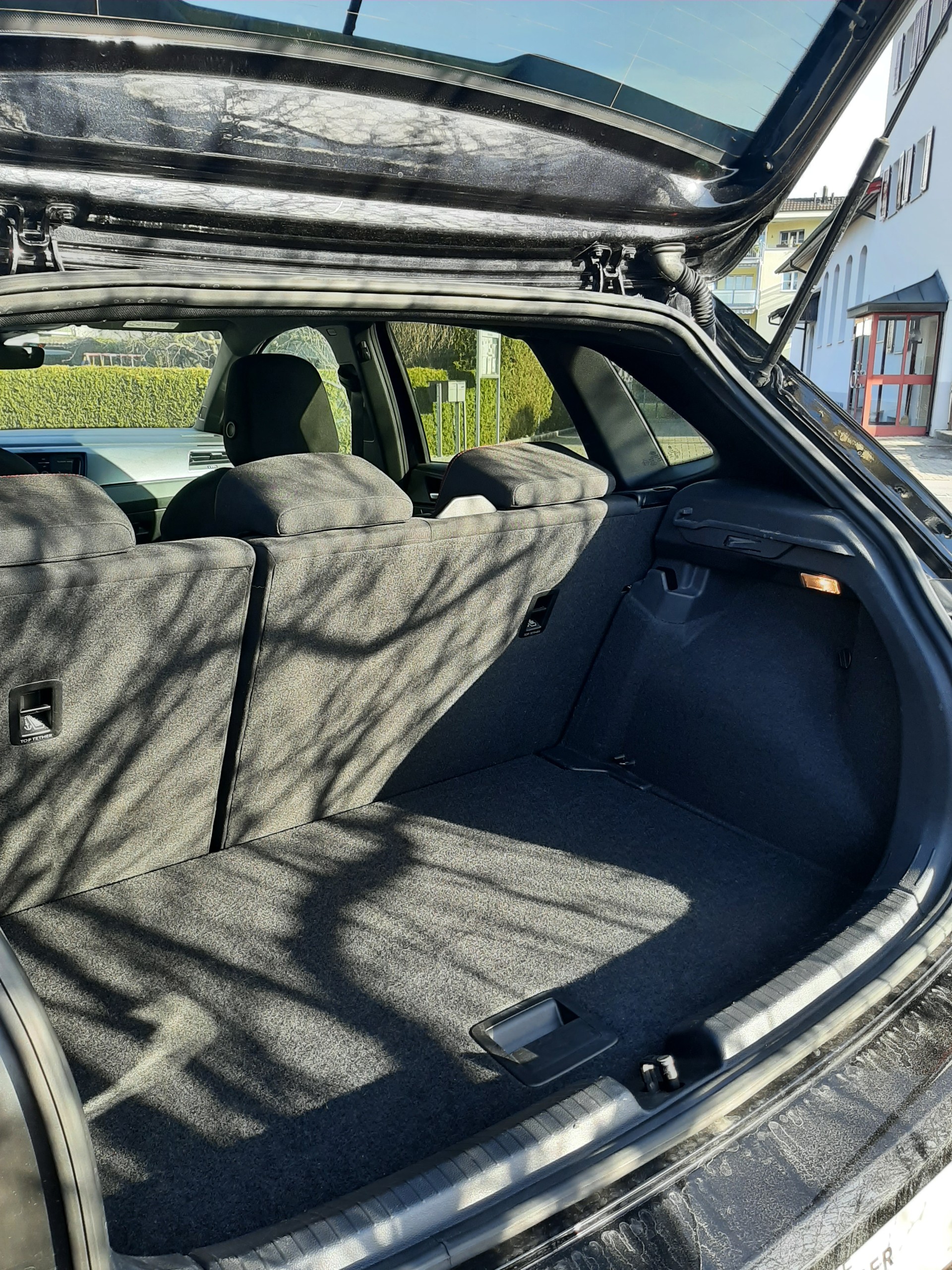 VW Polo 2.0 TSI GTI DSG-image-6