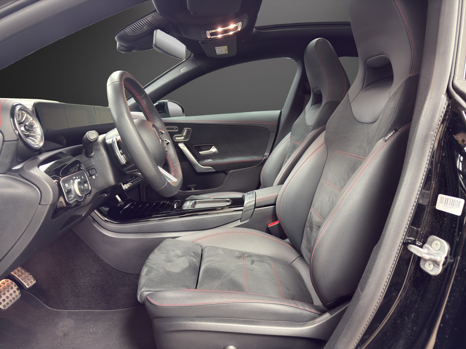 MERCEDES-BENZ CLA SB 180 7G-DCT-image-9