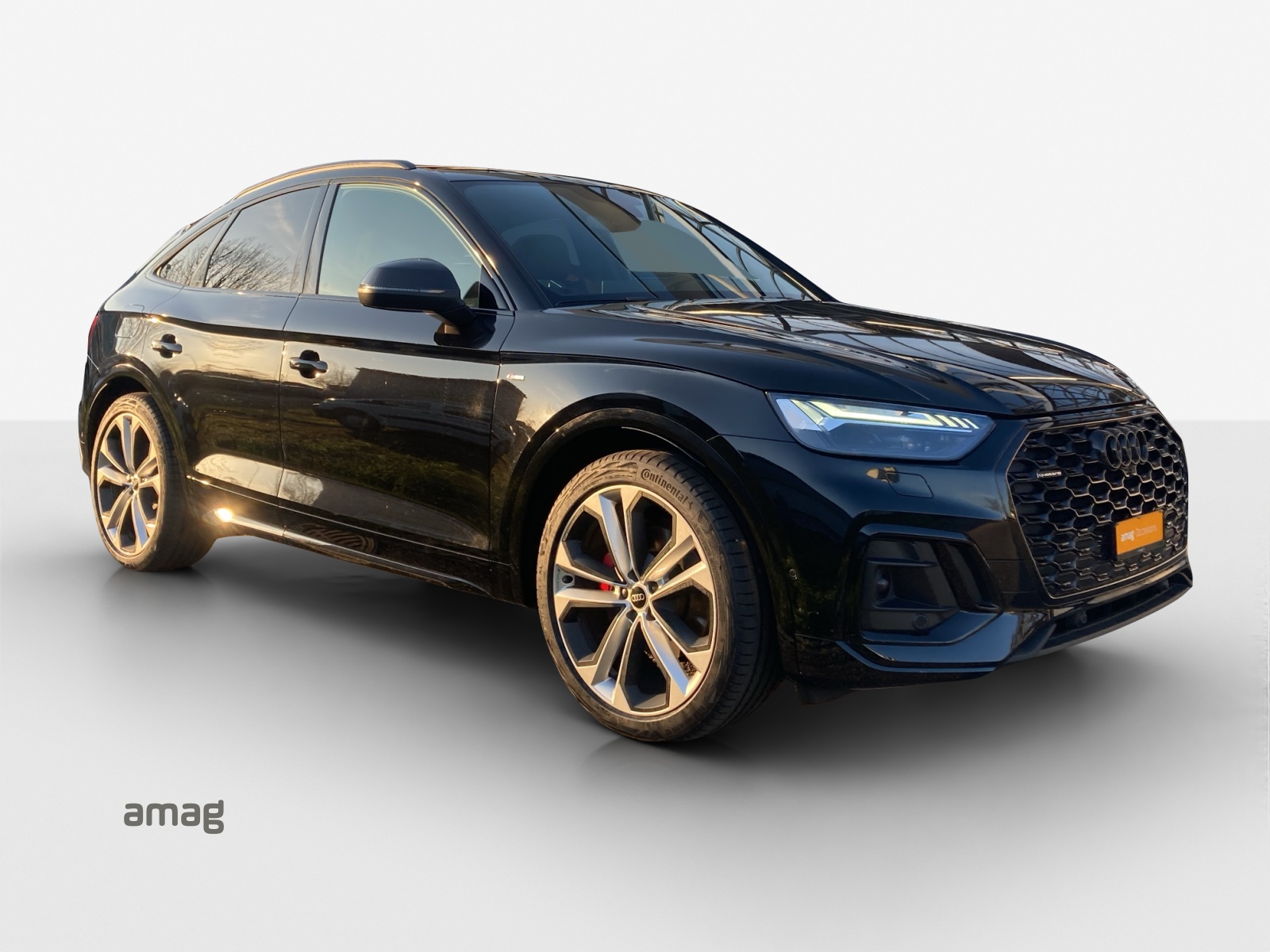 AUDI Q5 Sportback 40 TDI Blackedition quattro S-tronic-image-5