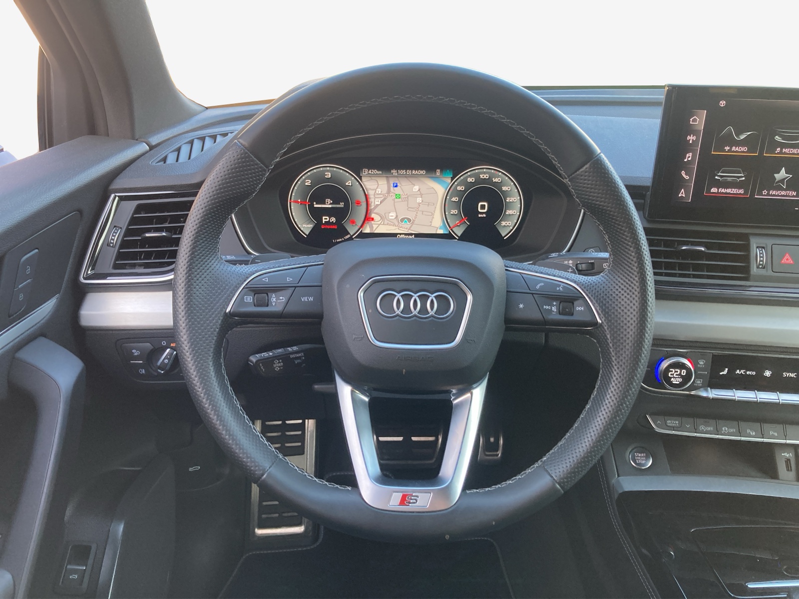 AUDI Q5 Sportback 40 TDI Blackedition quattro S-tronic-image-9