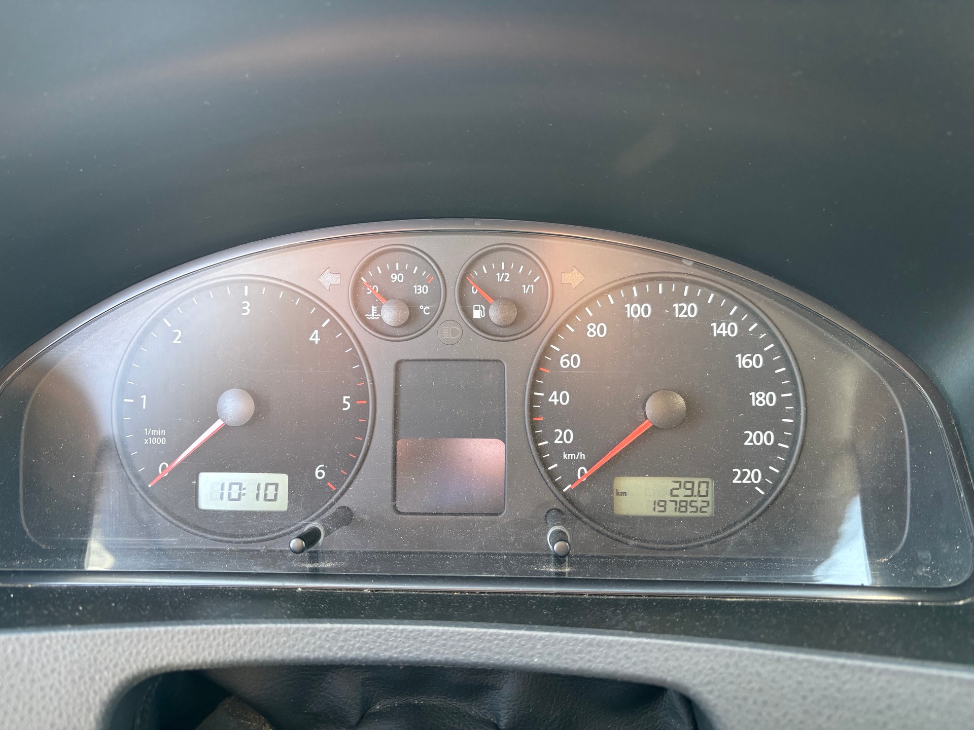 VW T5 2.5 TDI-image-6