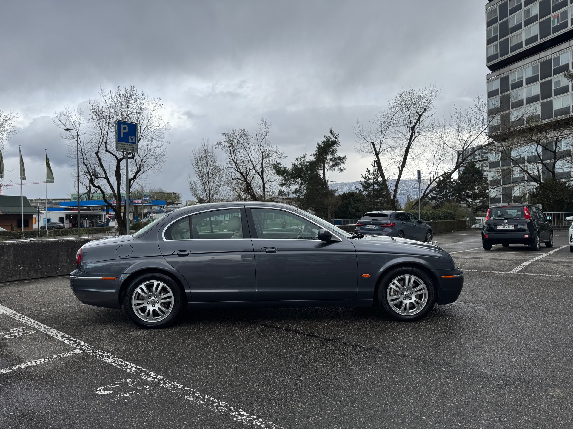 JAGUAR S-Type 2.7d V6 Executive-image-5
