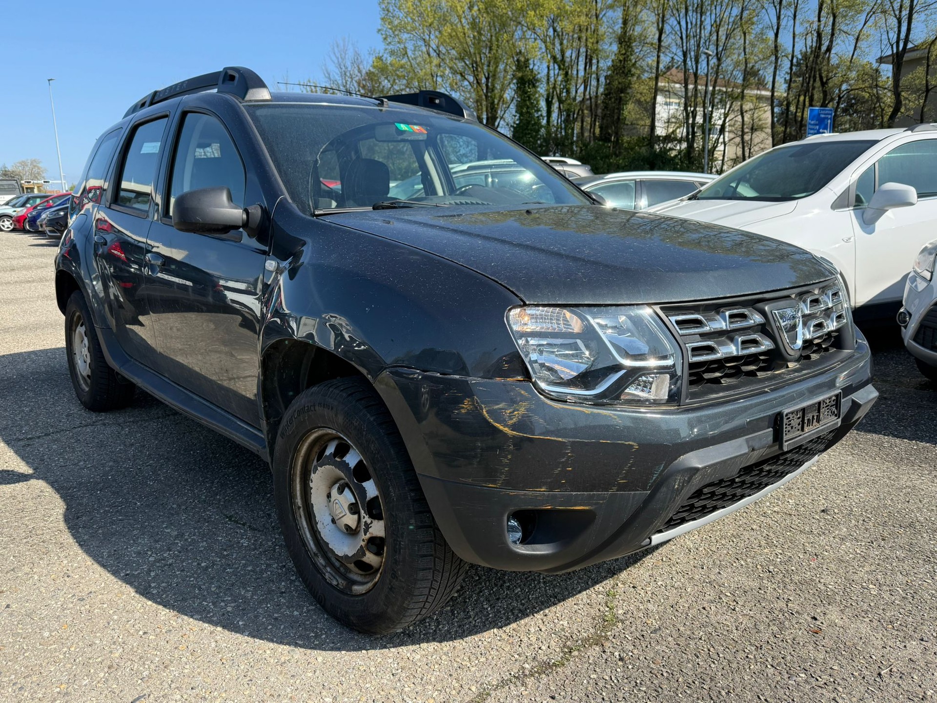 DACIA Duster 1.2 T Lauréate 4x4-image-1