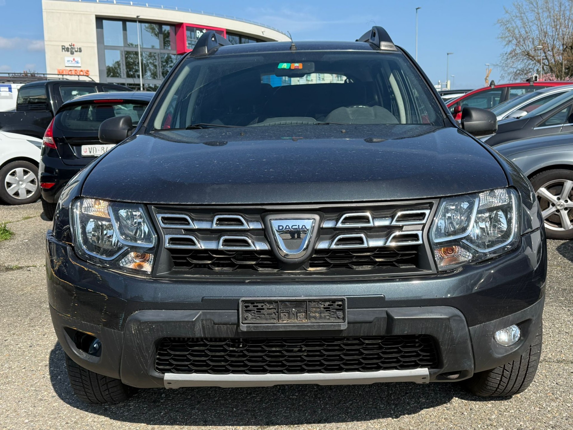 DACIA Duster 1.2 T Lauréate 4x4-image-0