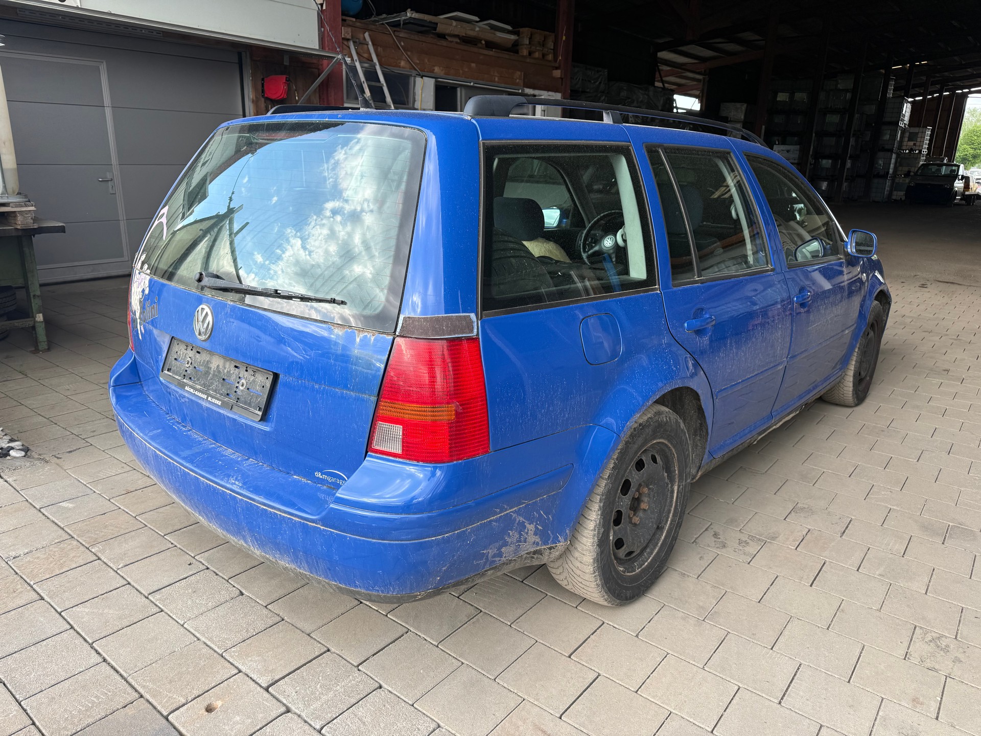 VW Golf Variant 2.0 Pacific 4Motion-image-5