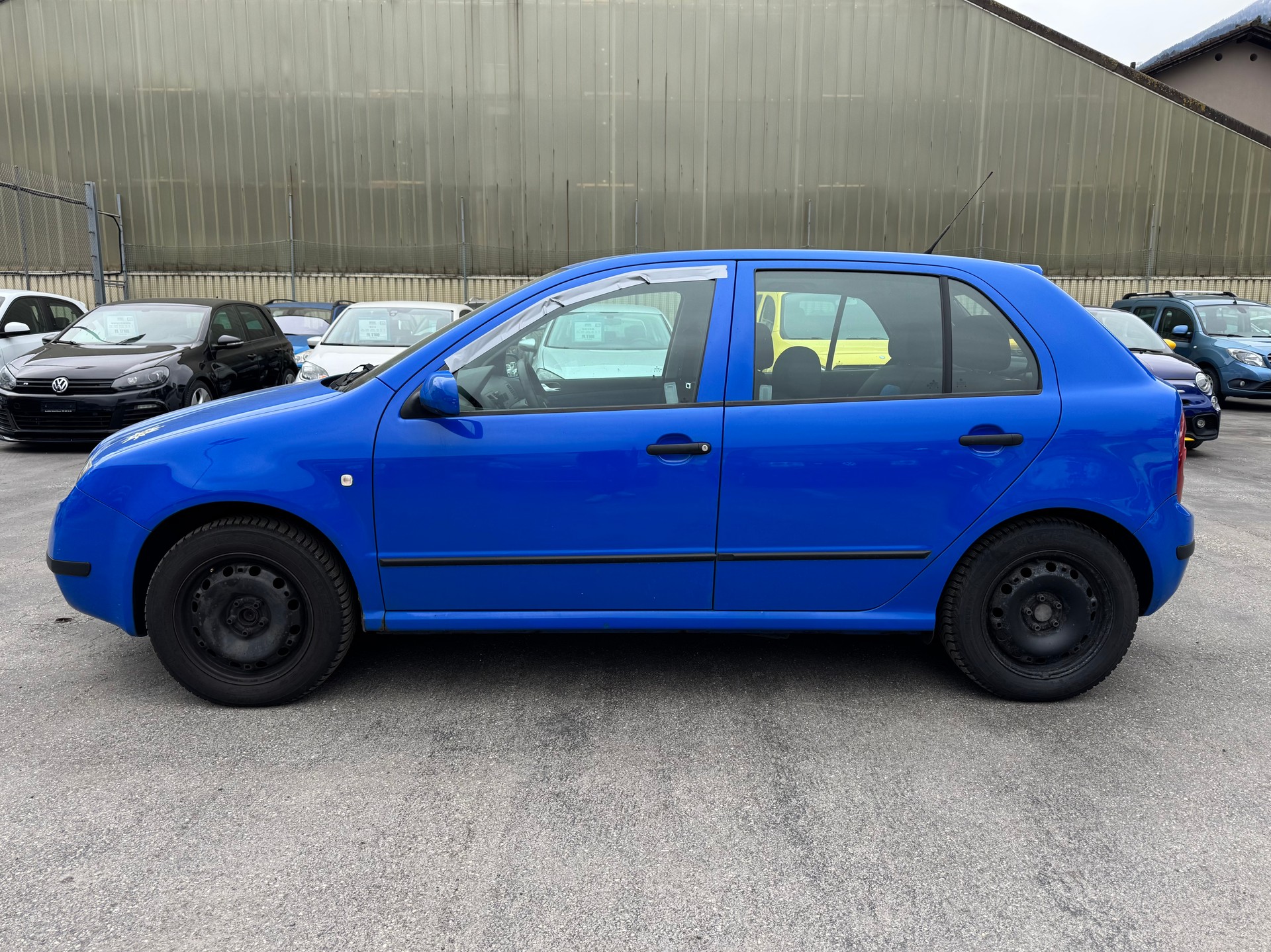 SKODA Fabia 1.4 16V Comfort-image-6