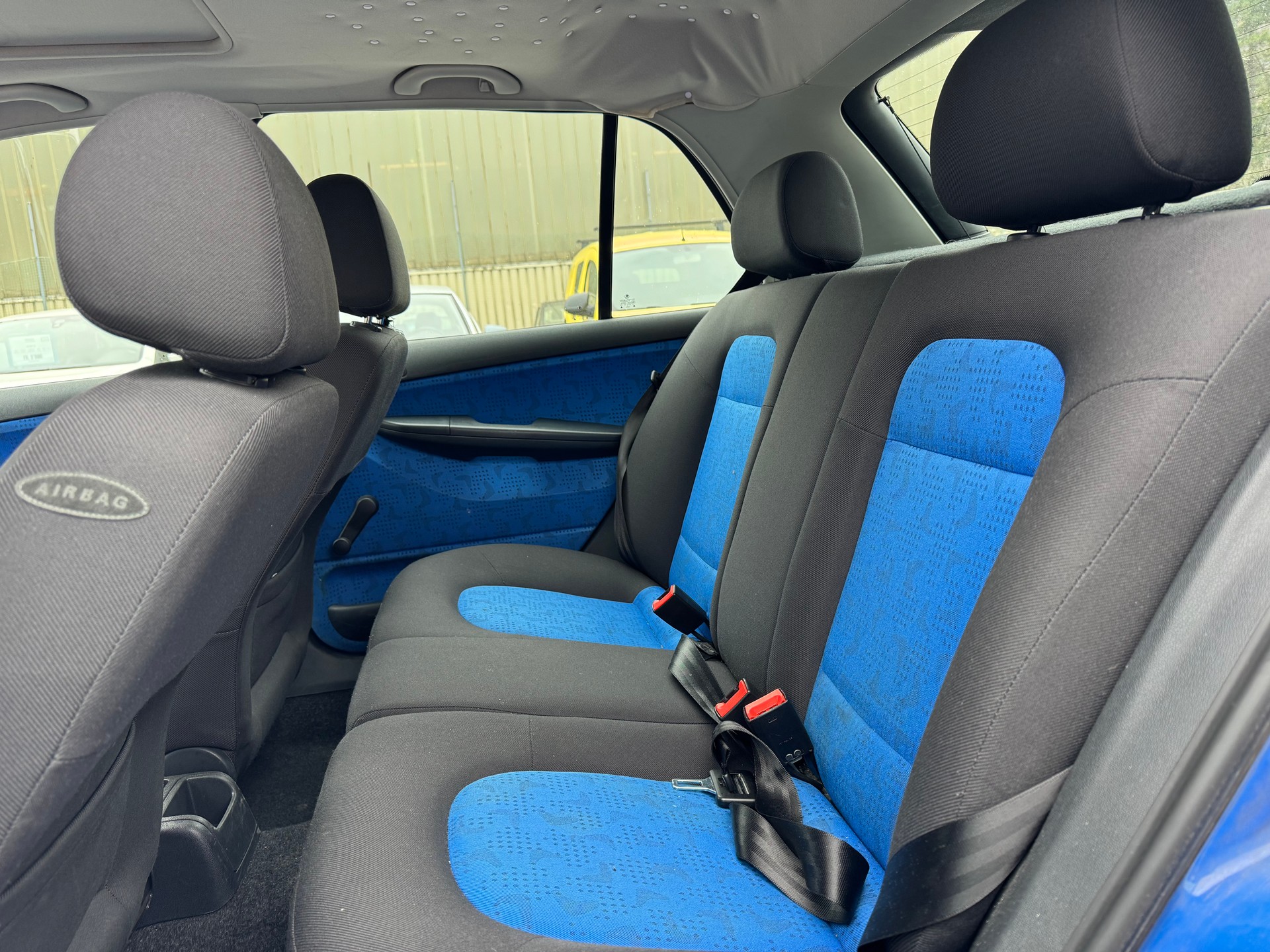 SKODA Fabia 1.4 16V Comfort-image-9