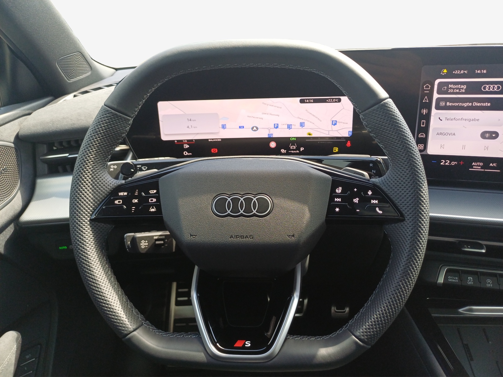 AUDI Q3 SUV TFSI quattro 195 kW S tronic-image-9