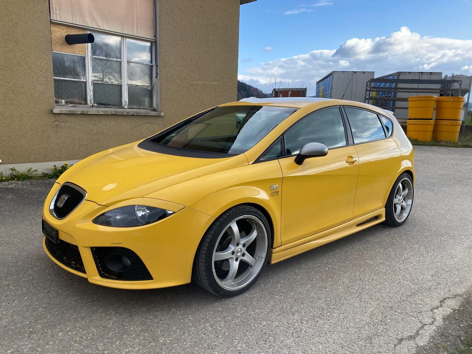 SEAT Leon 2.0 TSI FR-image-0