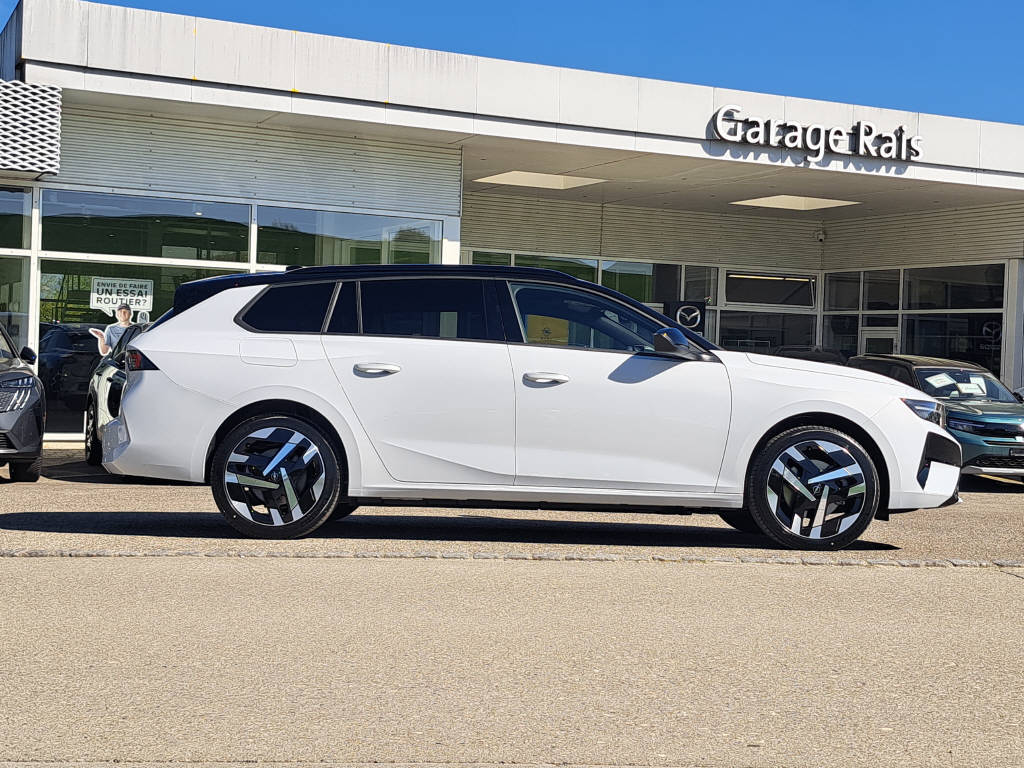 OPEL Astra-e Sports Tourer Ultimate 156cv-showroom-element-1