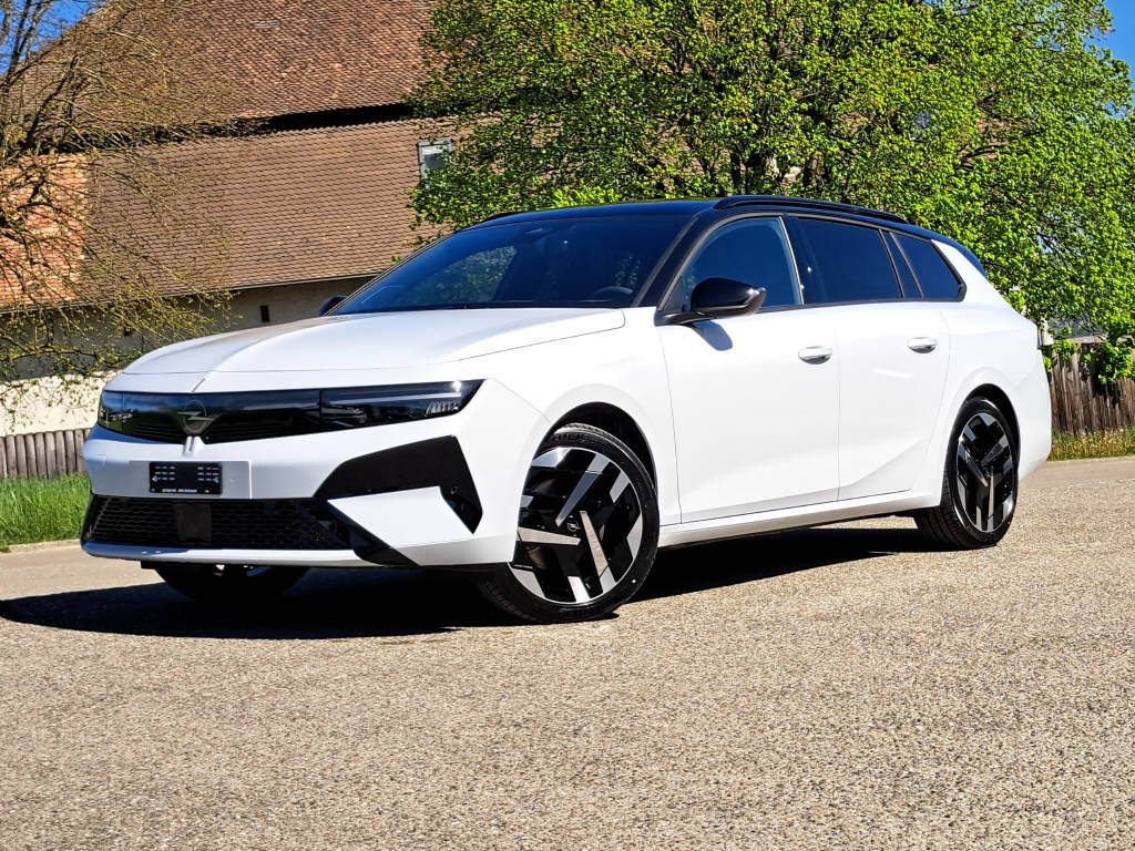 OPEL Astra-e Sports Tourer Ultimate 156cv