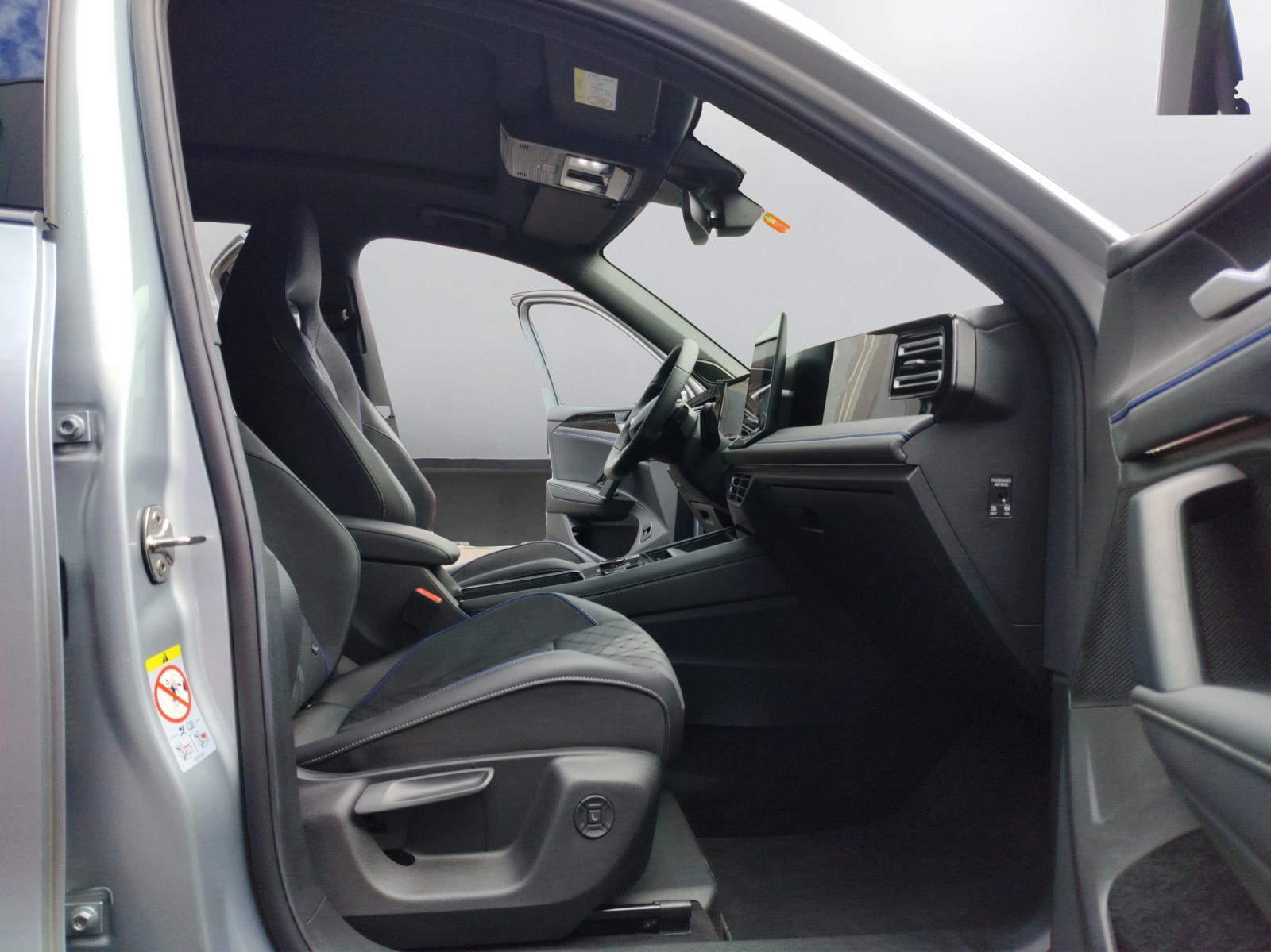 VW Tiguan 1.5 TSI evo2 mHEV R-Line DSG-image-13