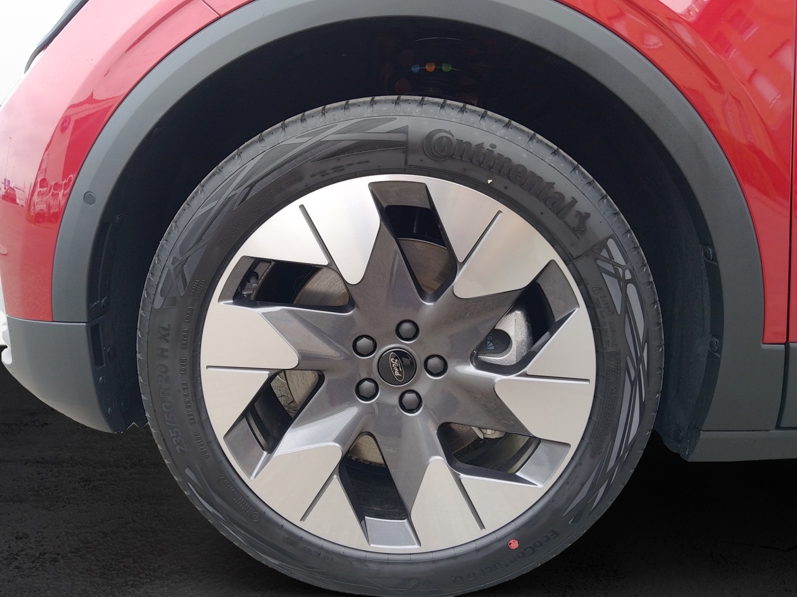 FORD Explorer Extended Range Premium AWD-image-12
