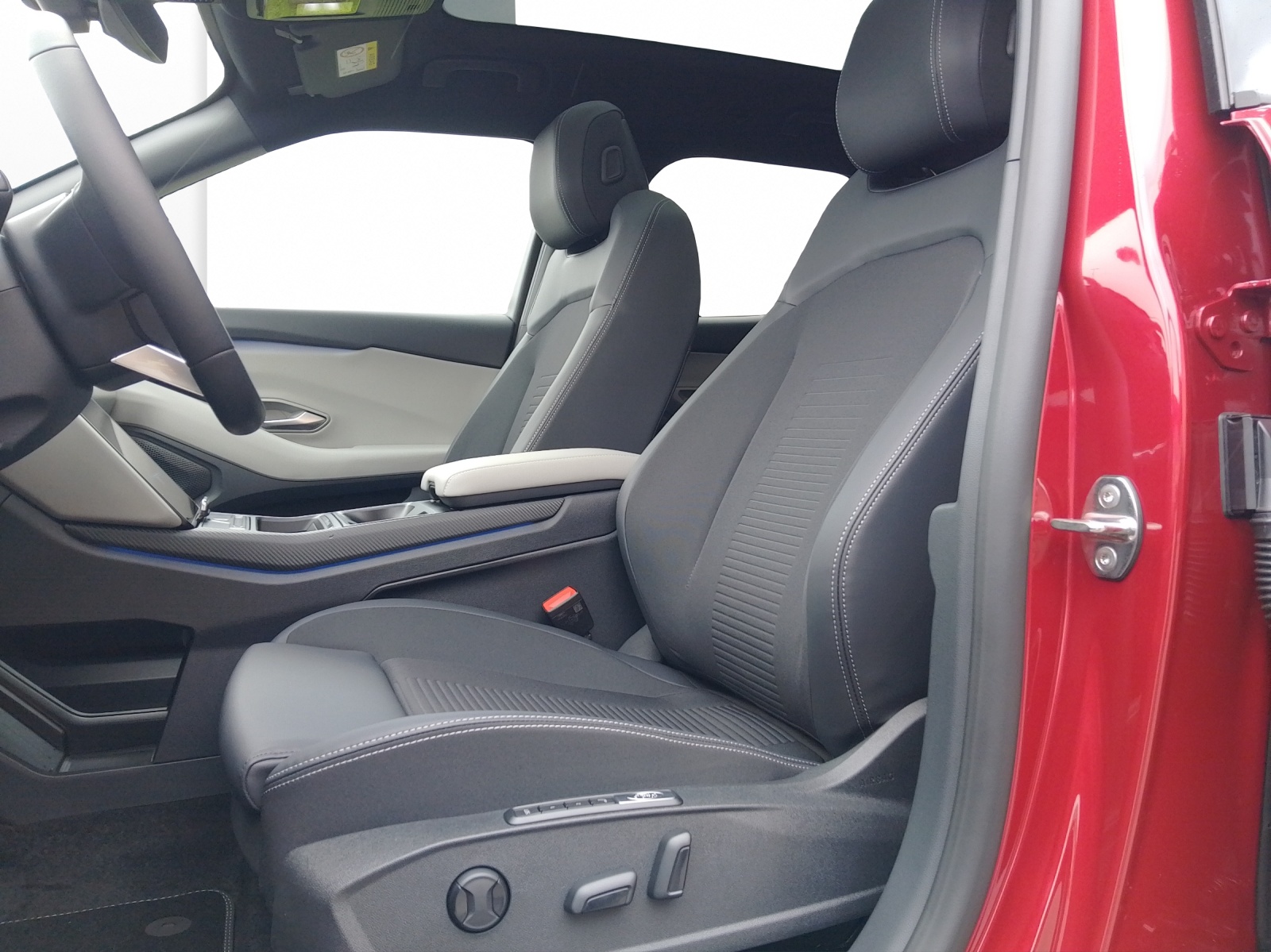FORD Explorer Extended Range Premium AWD-image-6