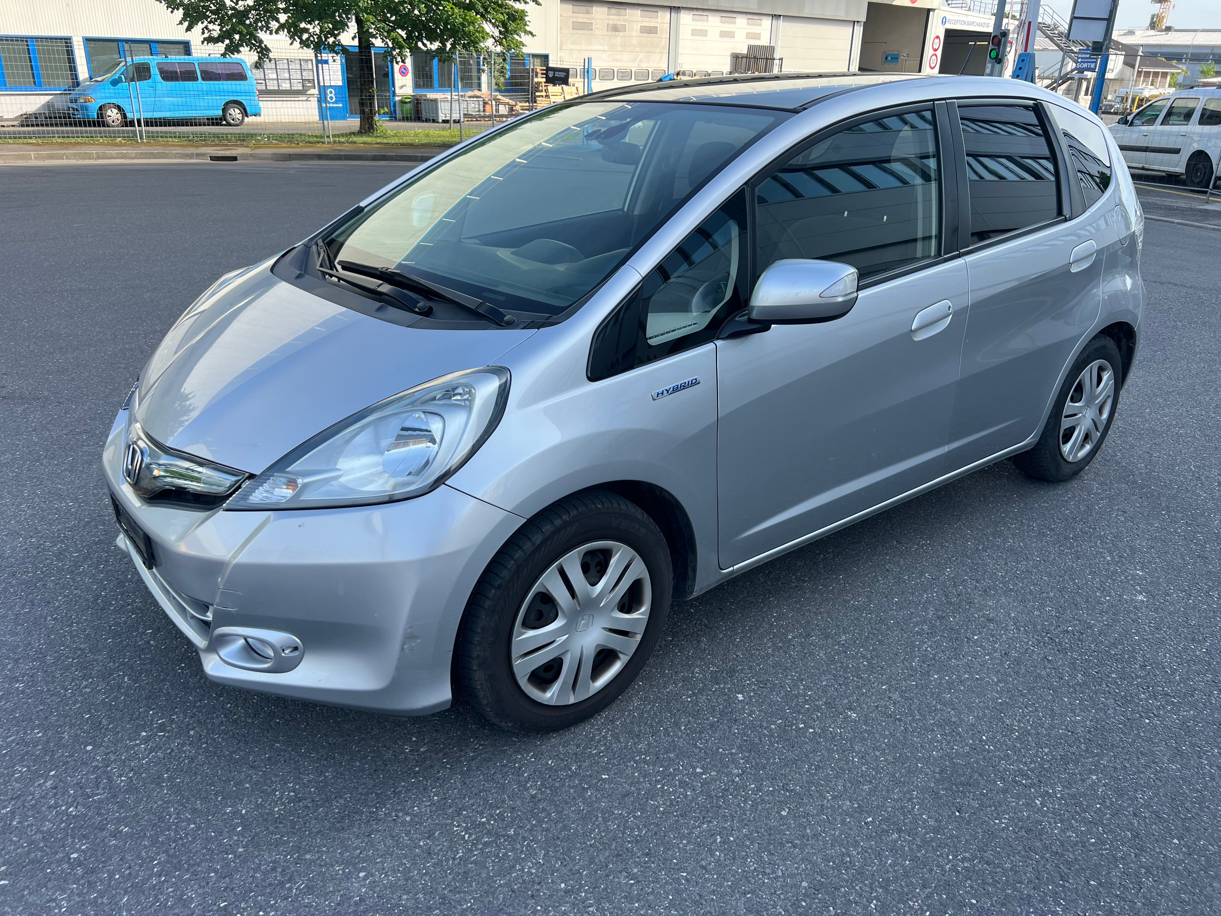 Car photo