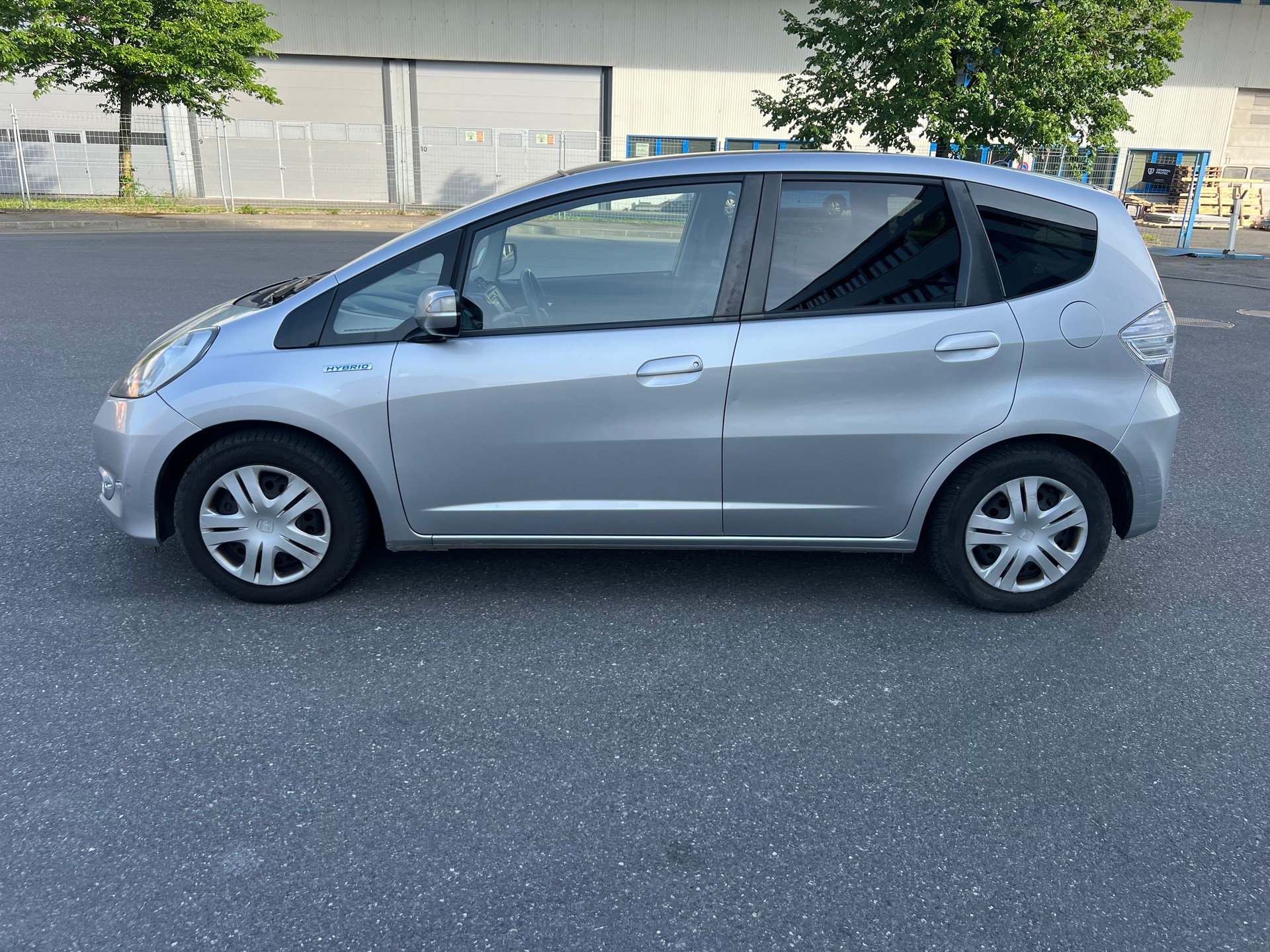 HONDA Jazz 1.3i Hybrid Exclusive CVT-image-2