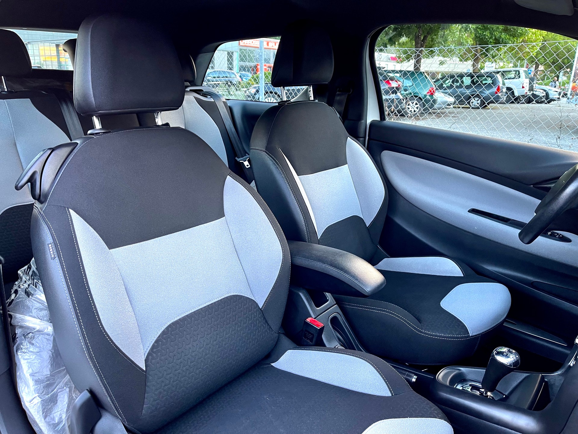 DS AUTOMOBILES DS3 1.2 VTi Chic ETG5-image-13