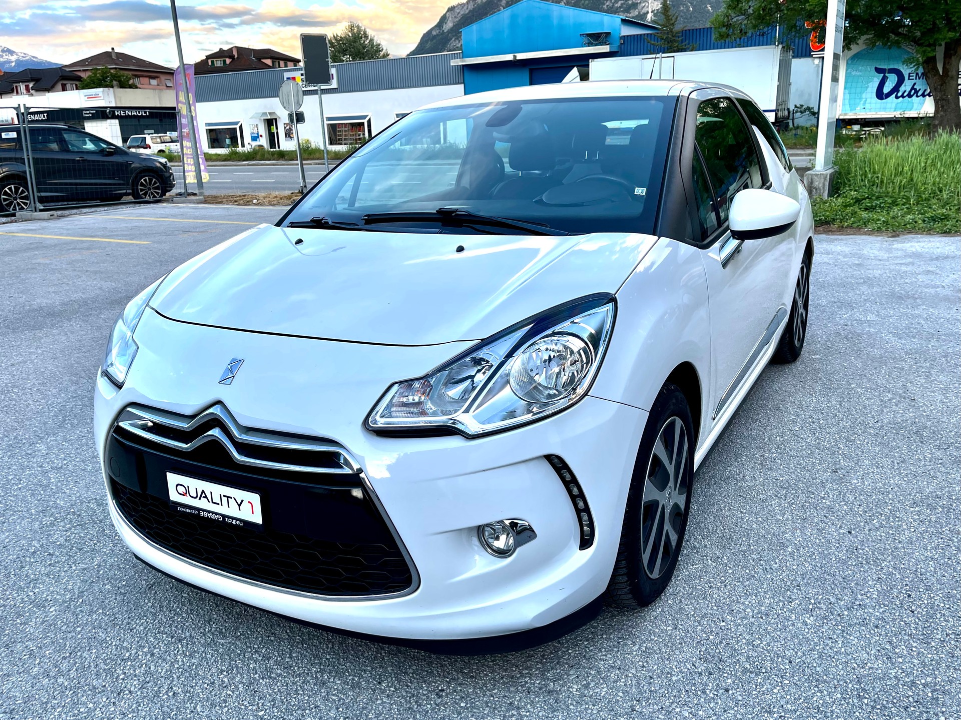 DS AUTOMOBILES DS3 1.2 VTi Chic ETG5-image-12
