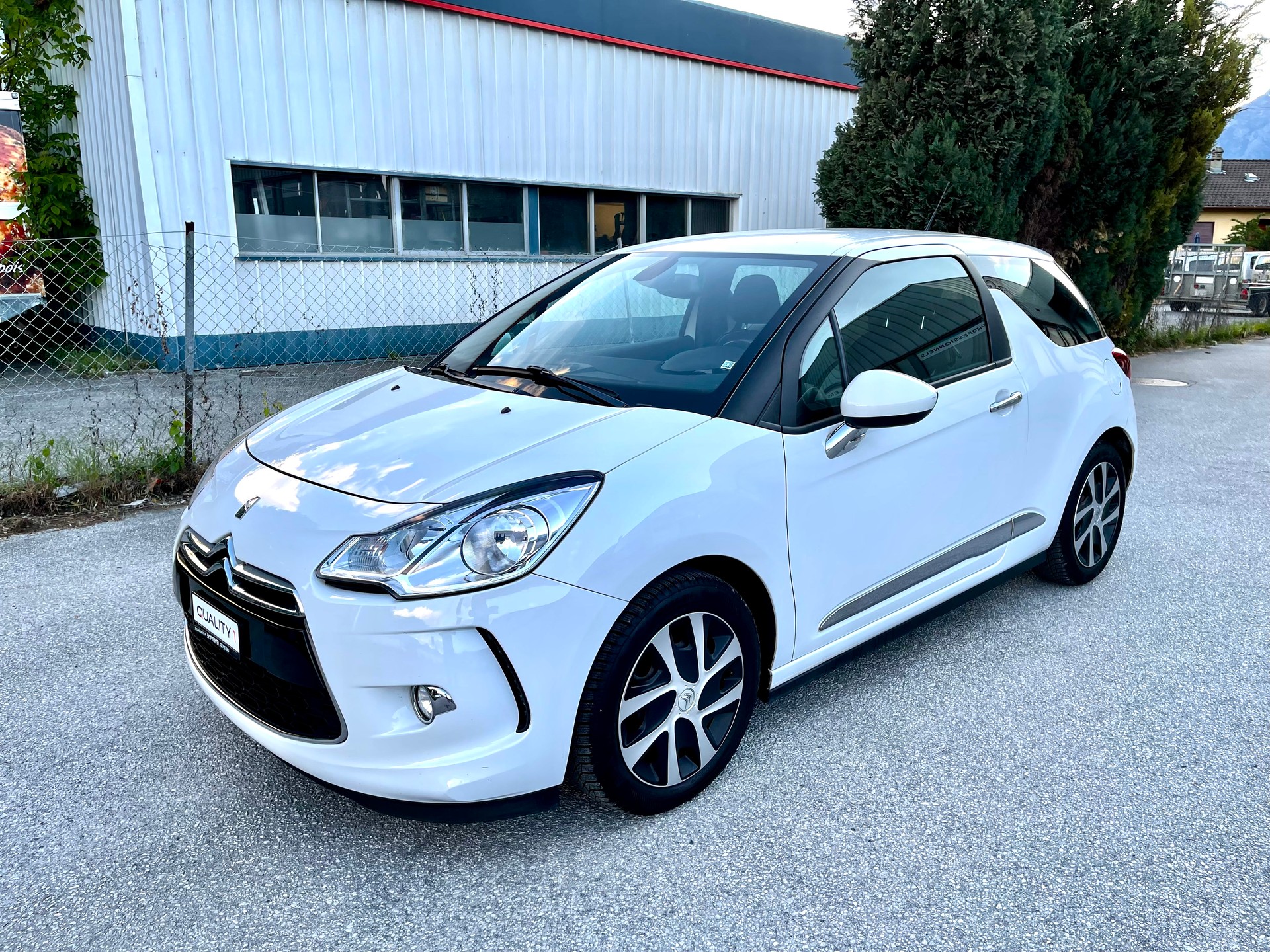 DS AUTOMOBILES DS3 1.2 VTi Chic ETG5-image-19