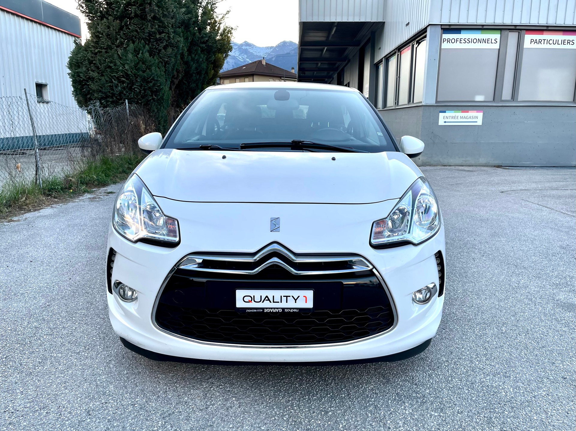 DS AUTOMOBILES DS3 1.2 VTi Chic ETG5-image-18