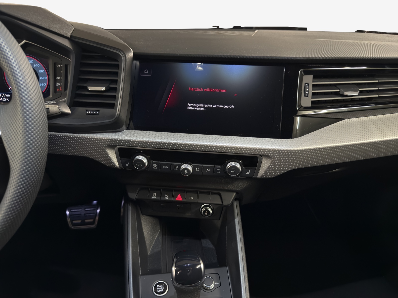 AUDI A1 allstreet 30 TFSI Attraction S-tronic-image-10