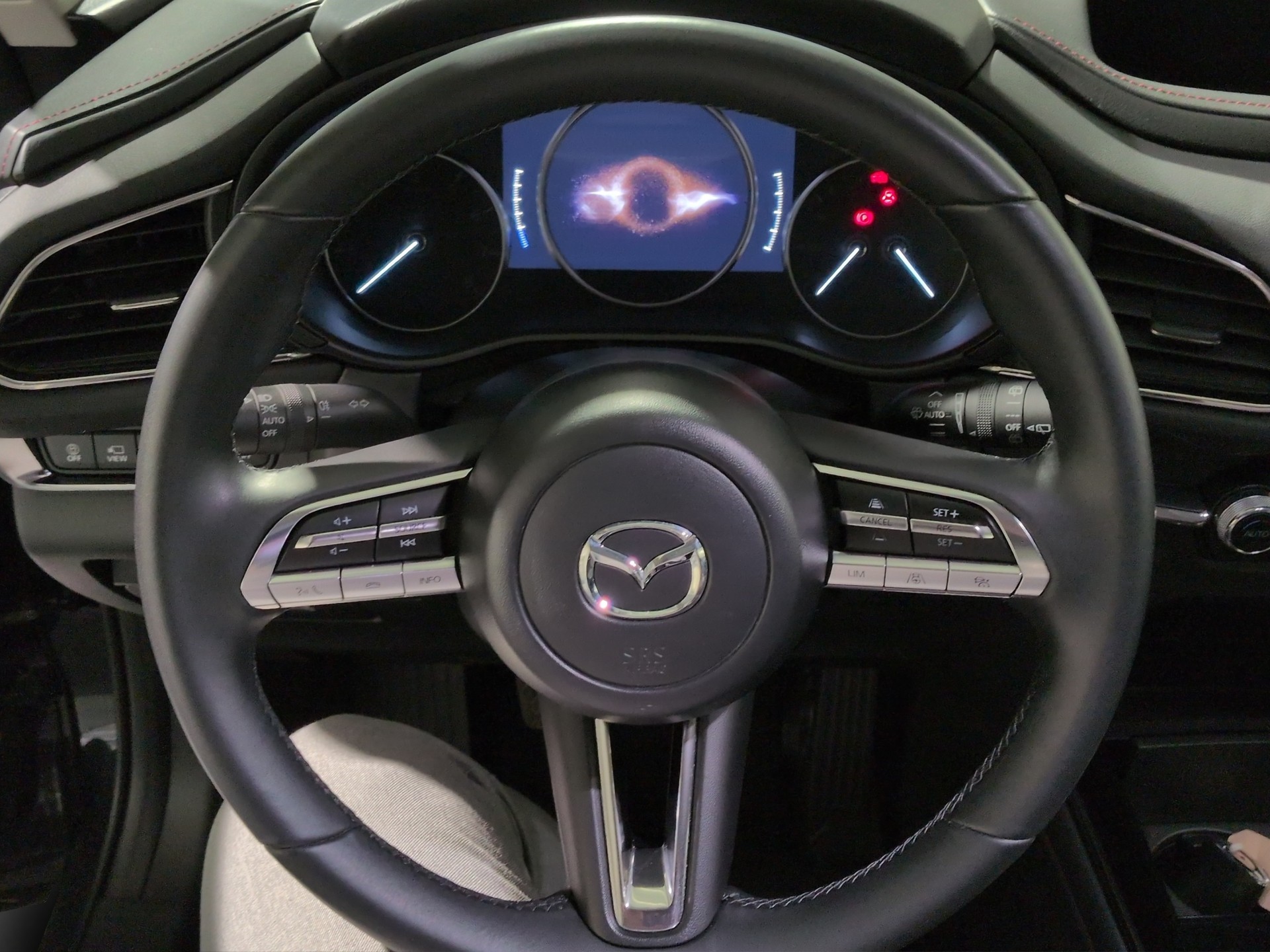 MAZDA CX-30 SKYACTIV-X 186 M Hybrid Homura FWD-image-9