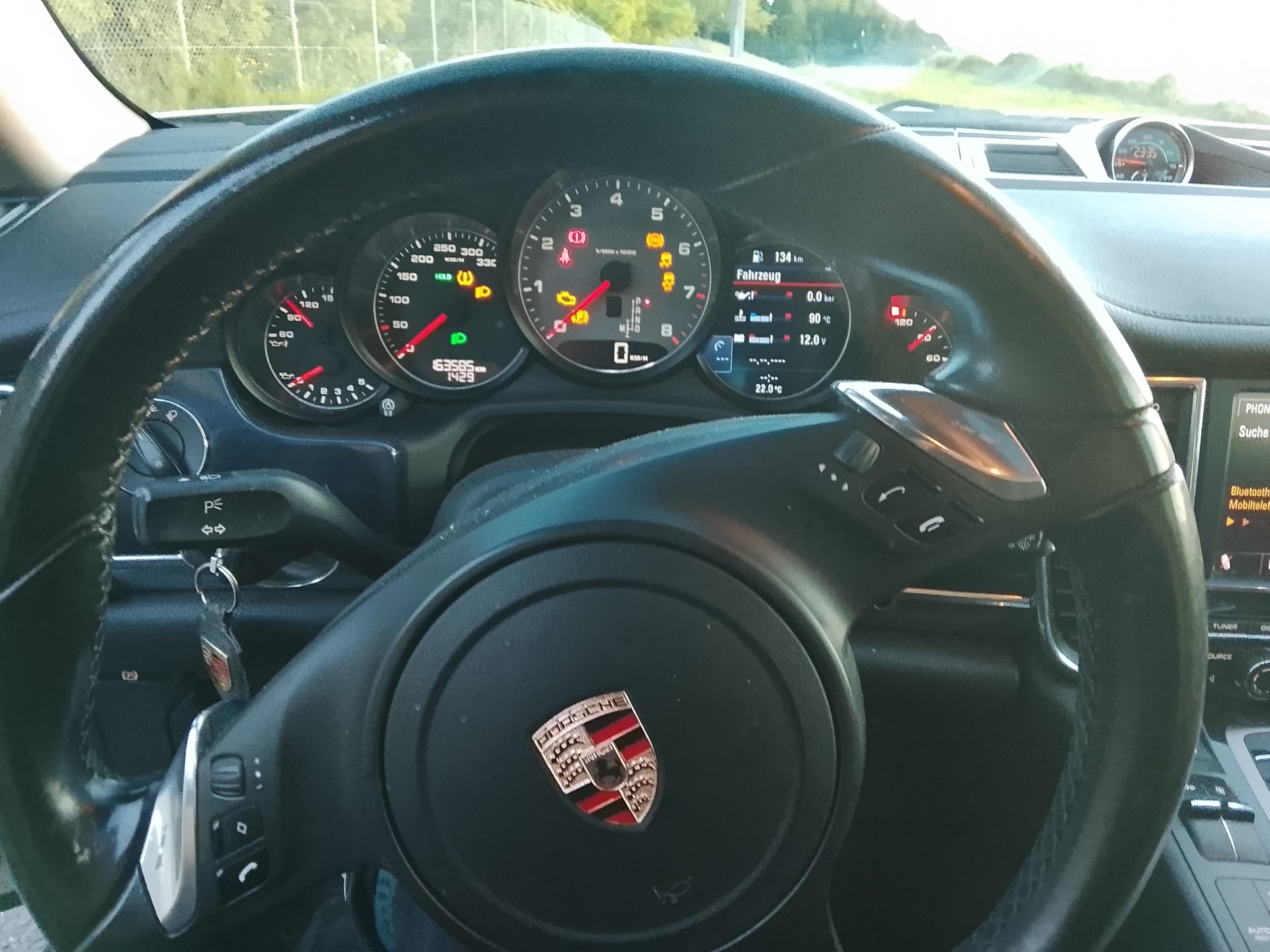 PORSCHE 4.8 V8 4S PDK-image-1