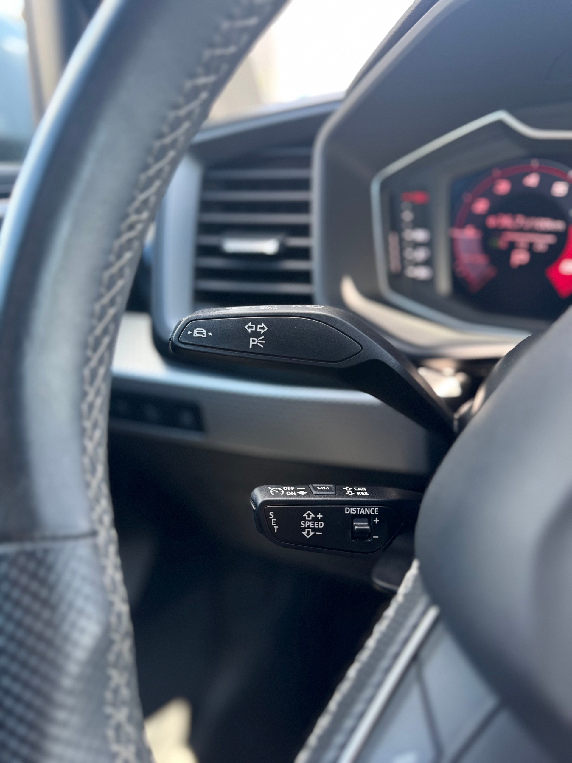 AUDI A1 Sportback S-Line 30 TFSI advanced Attraction S-tronic-image-16