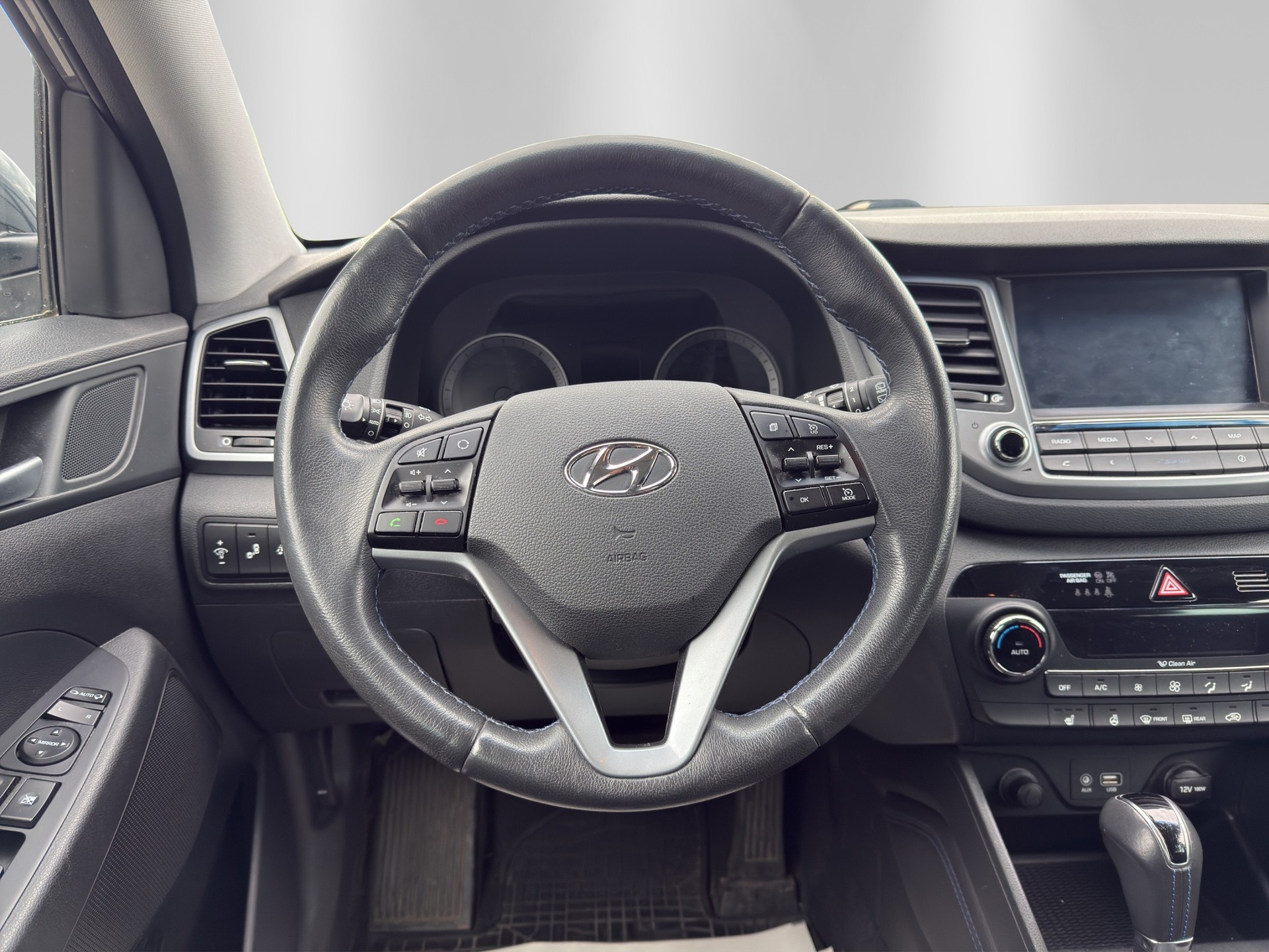 HYUNDAI Tucson 1.7 CRDI Vertex 2WD DTC 7-image-9