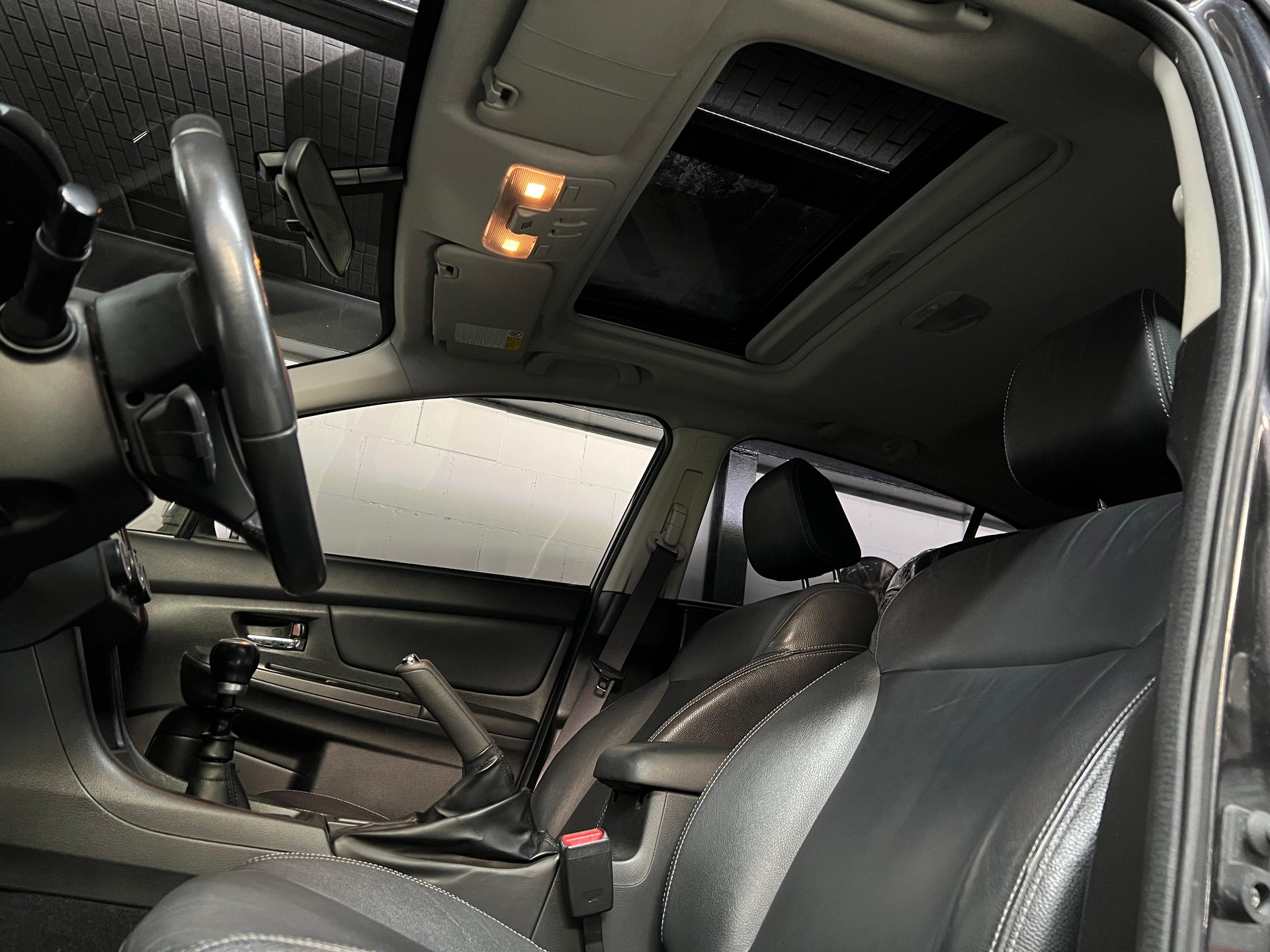 SUBARU XV 2.0D Swiss Two AWD-image-9