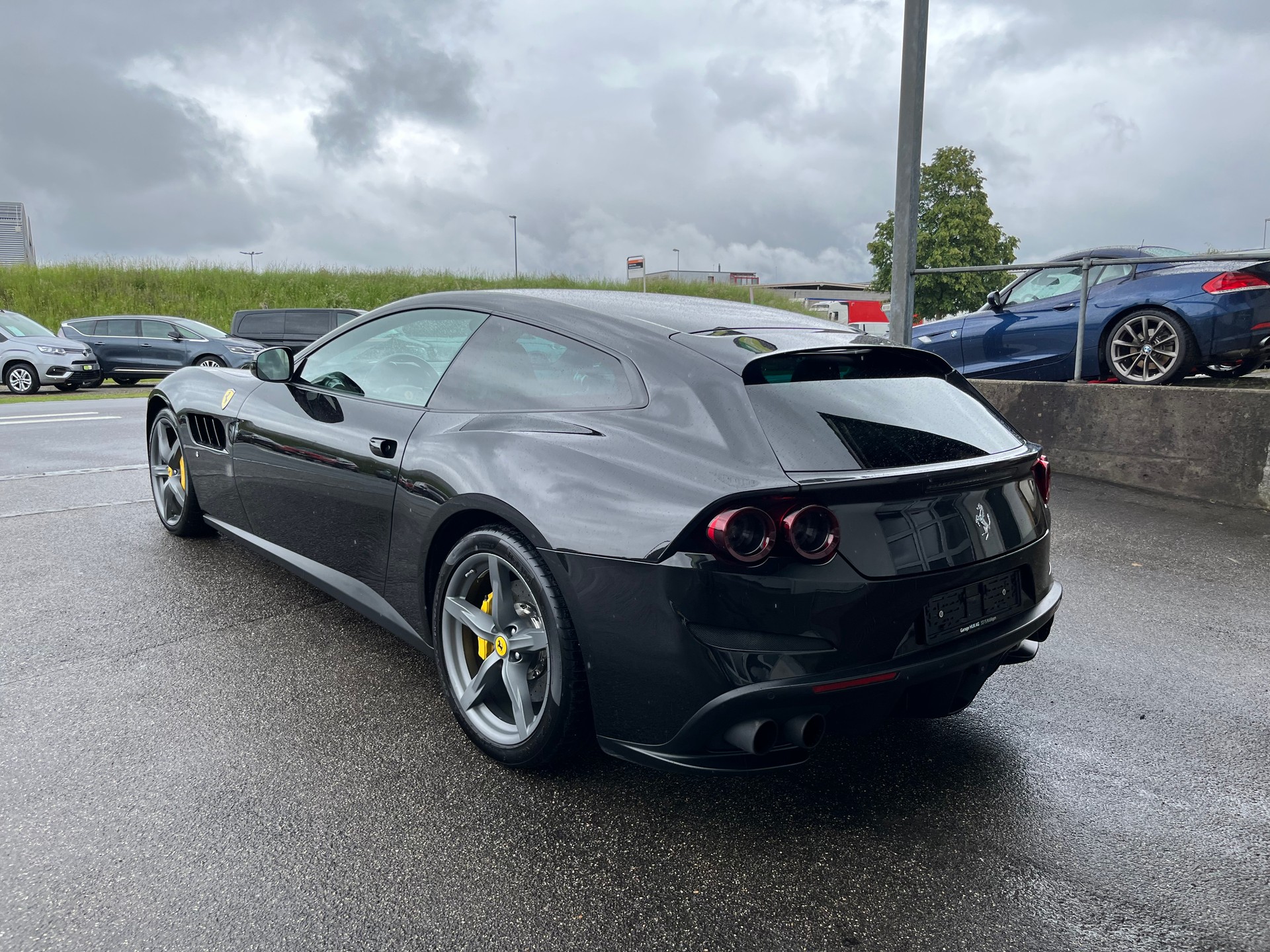 FERRARI GTC 4 Lusso T+++WENIG KM+++-showroom-element-1