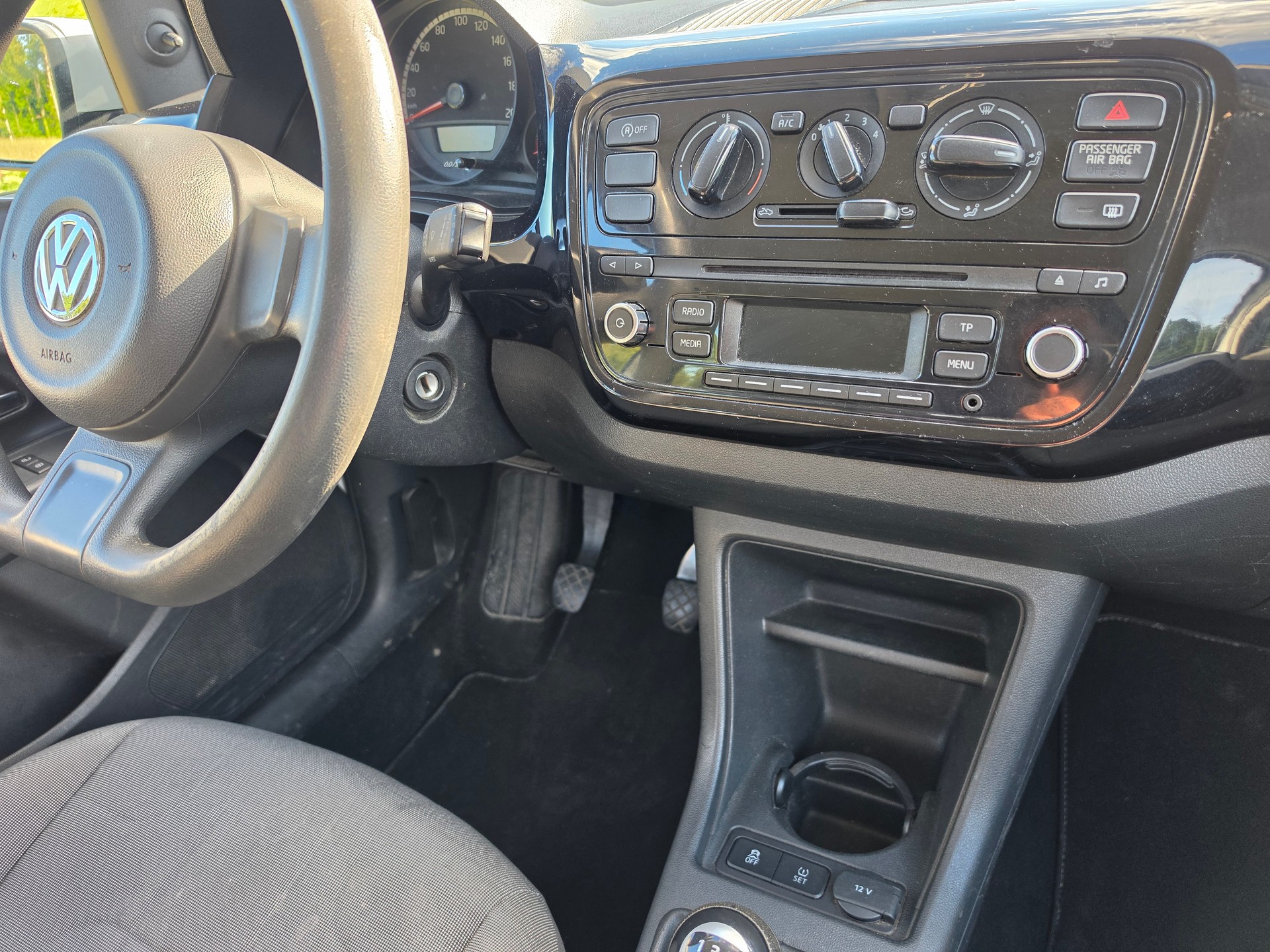 VW Up 1.0 BMT take up-image-14
