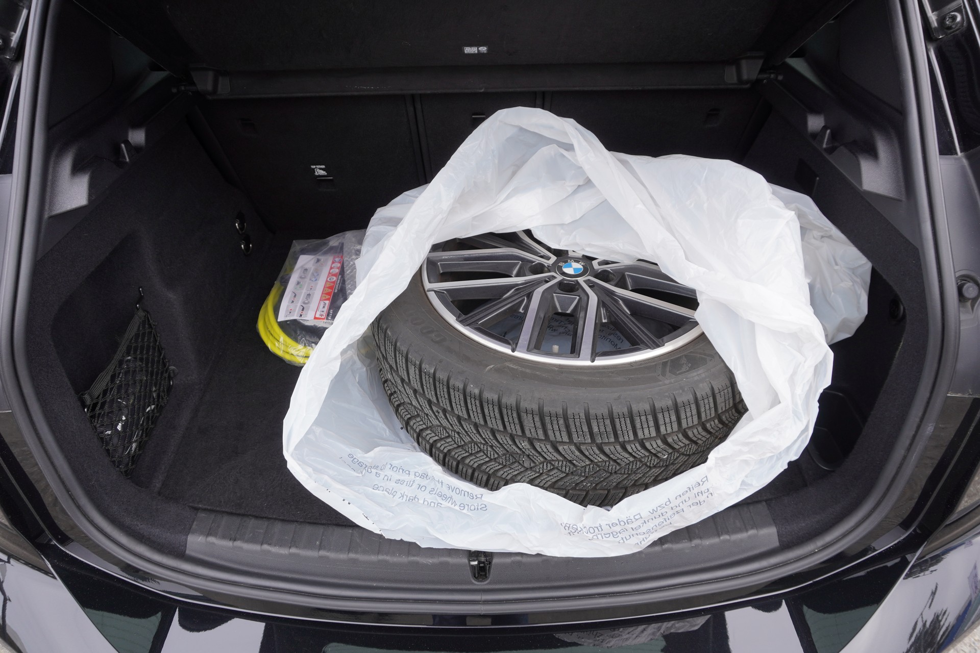 BMW 230e xDrive Active Tourer M Sport-image-10