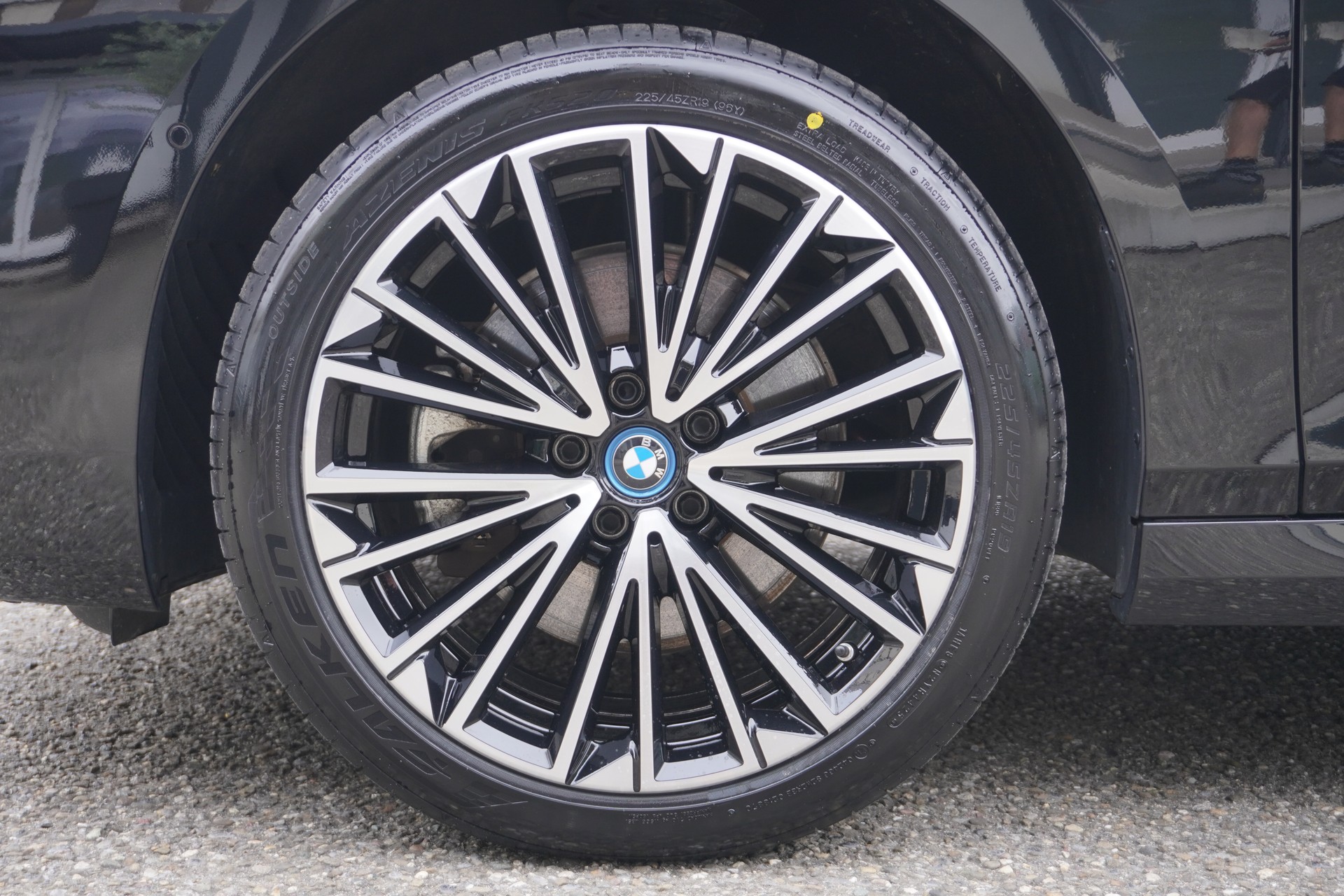 BMW 230e xDrive Active Tourer M Sport-image-9