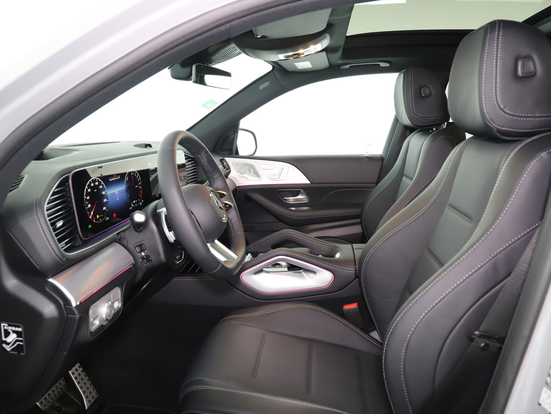 MERCEDES-BENZ GLE 300 d 4Matic-image-9