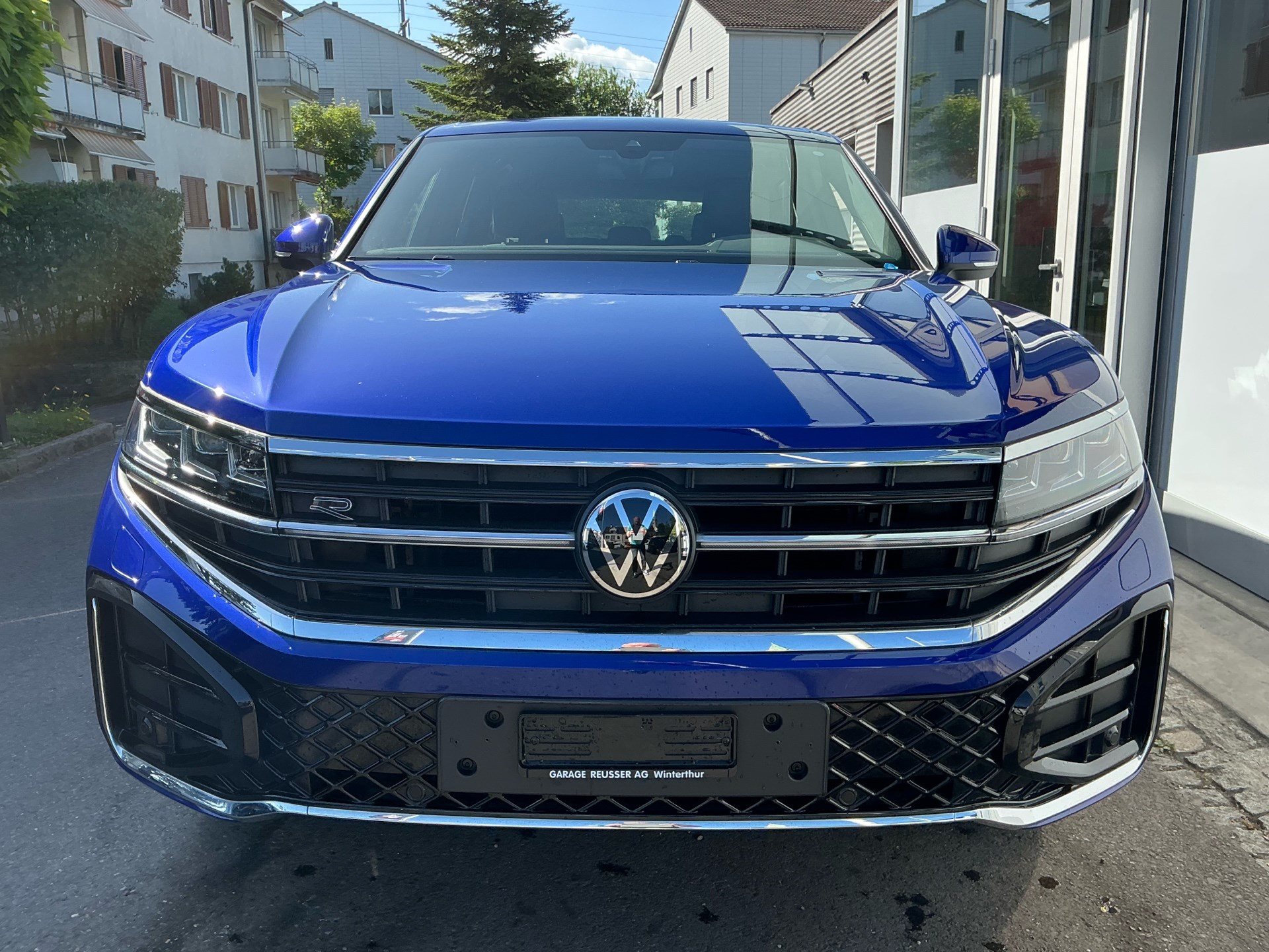 VW Touareg 3.0 TDI 4Motion R-Line *** 60 MONATE WERKSGARANTIE MIT AHK ***-showroom-element-1
