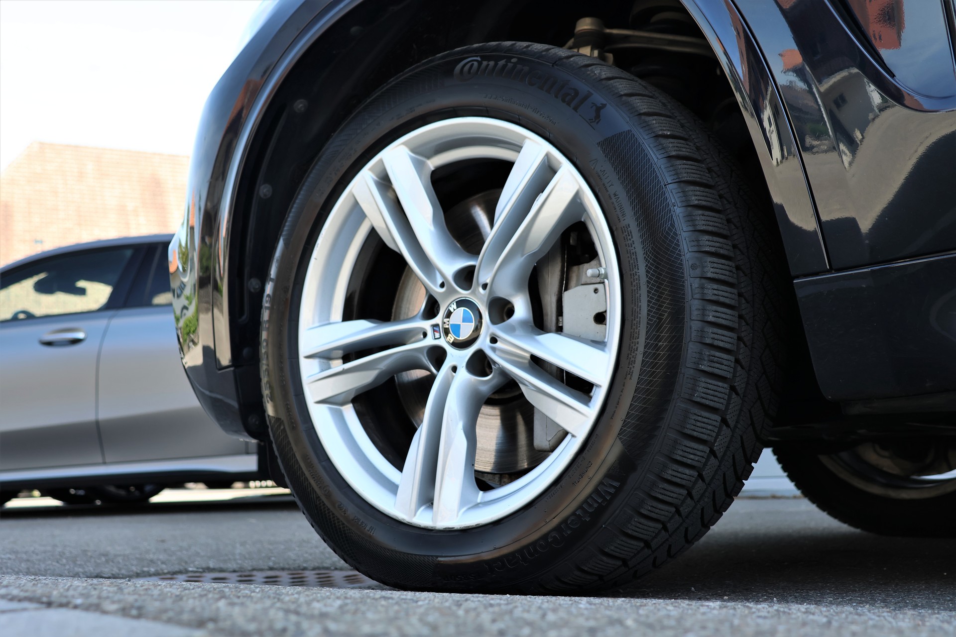 BMW X5 xDrive M50d Steptronic (CH)-image-7