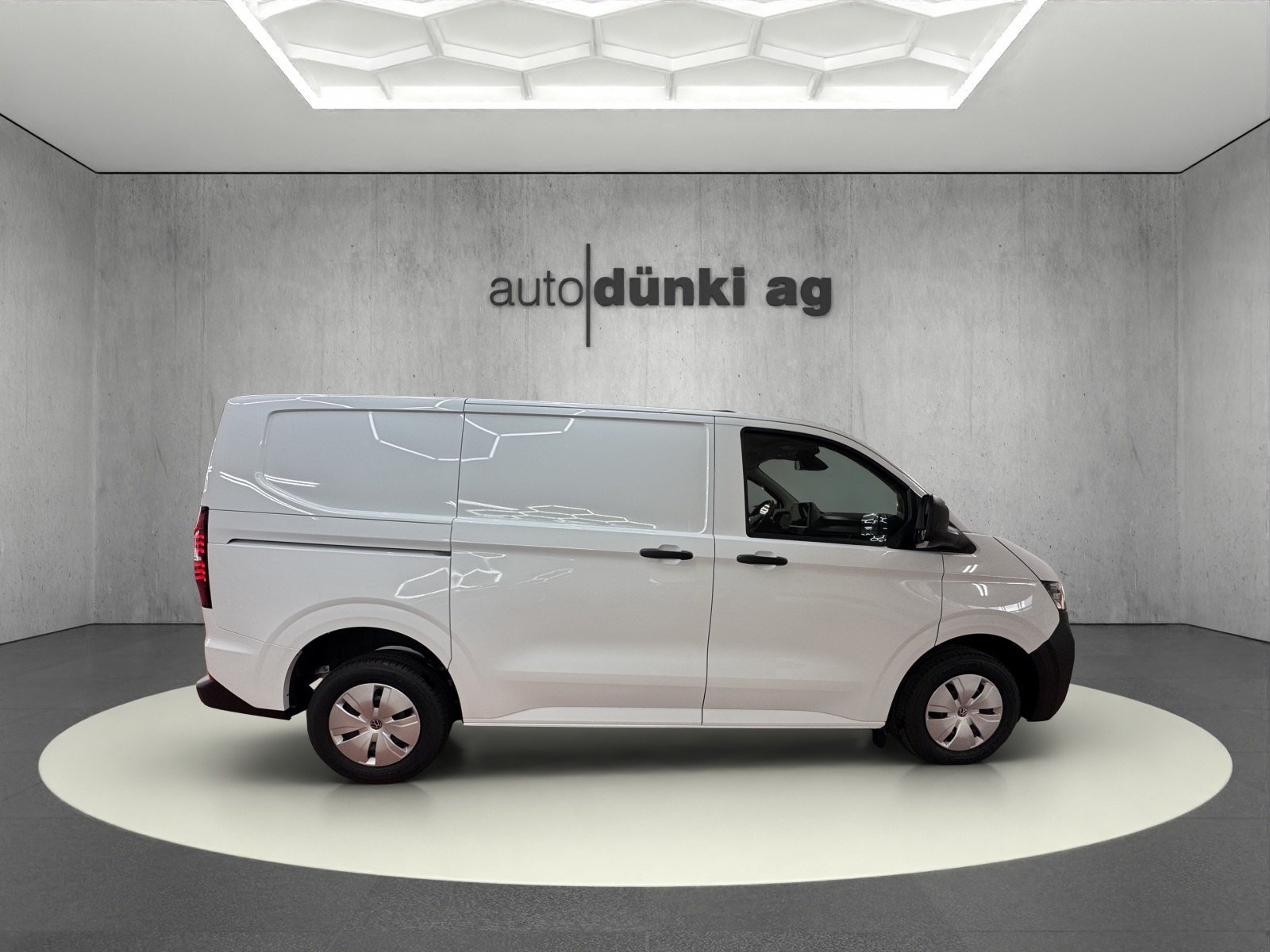 VW Transporter 2.0 TDI Automat-image-11