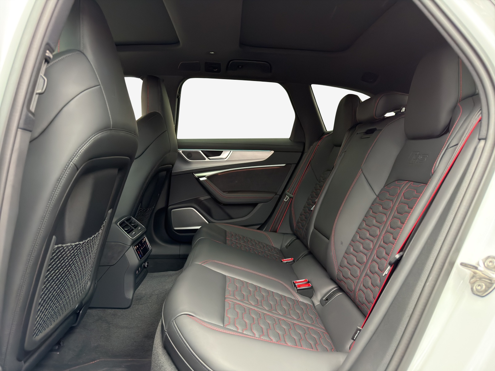 AUDI RS6 Avant 4.0 TFSI V8 Performance quattro-image-11