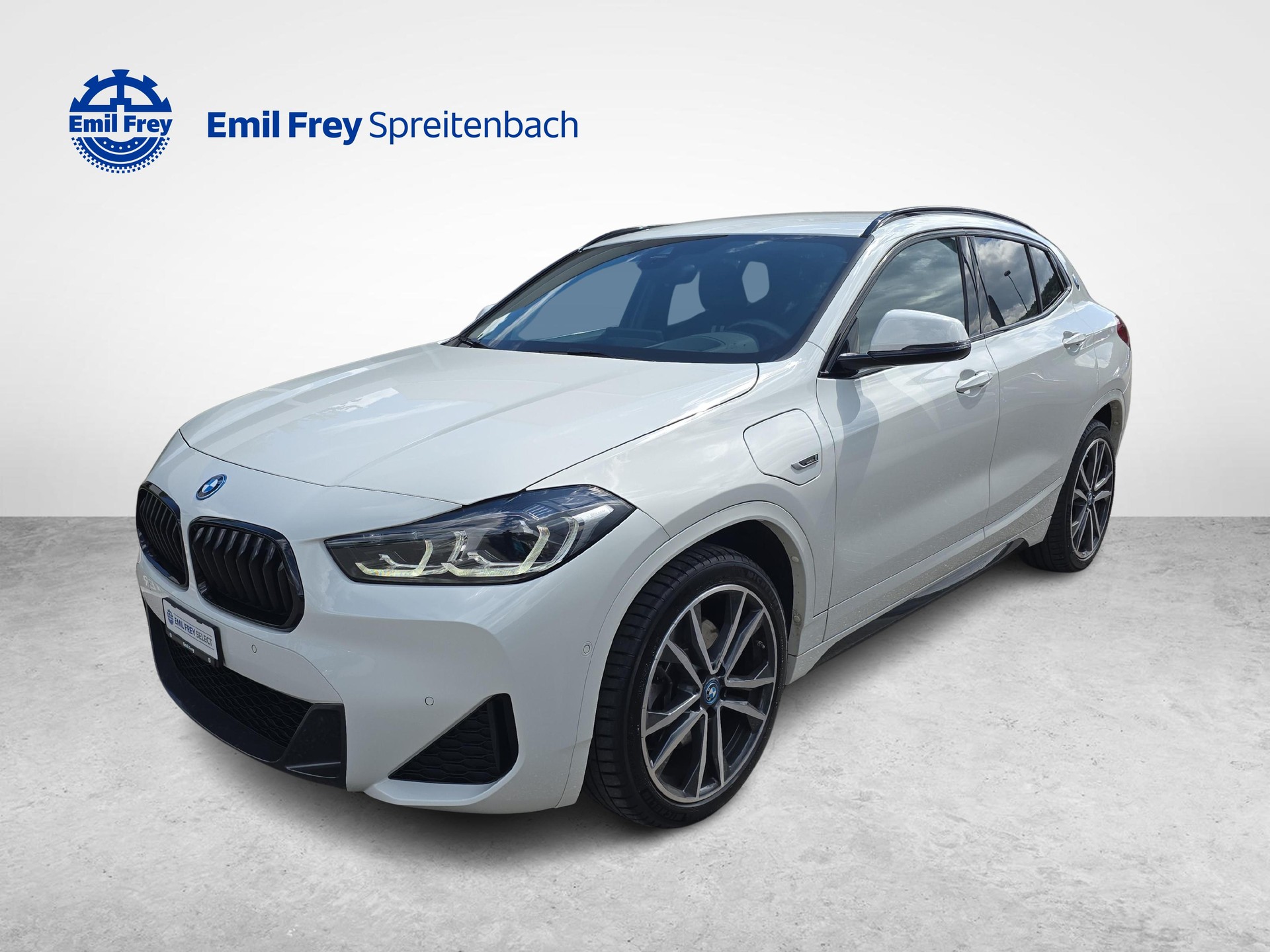 BMW X2 25e xDrive / ab 3,99% Leasing bei Abschluss einer Protect Autoversicherung