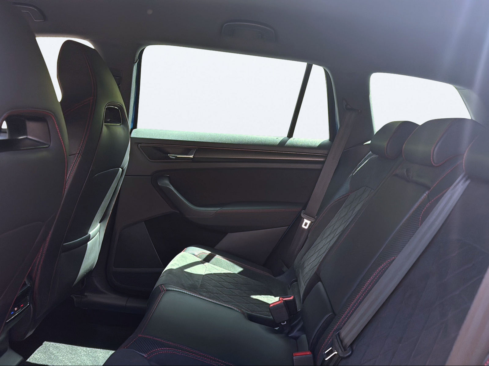 SKODA Kodiaq 2.0 TSI 4x4 RS-image-13