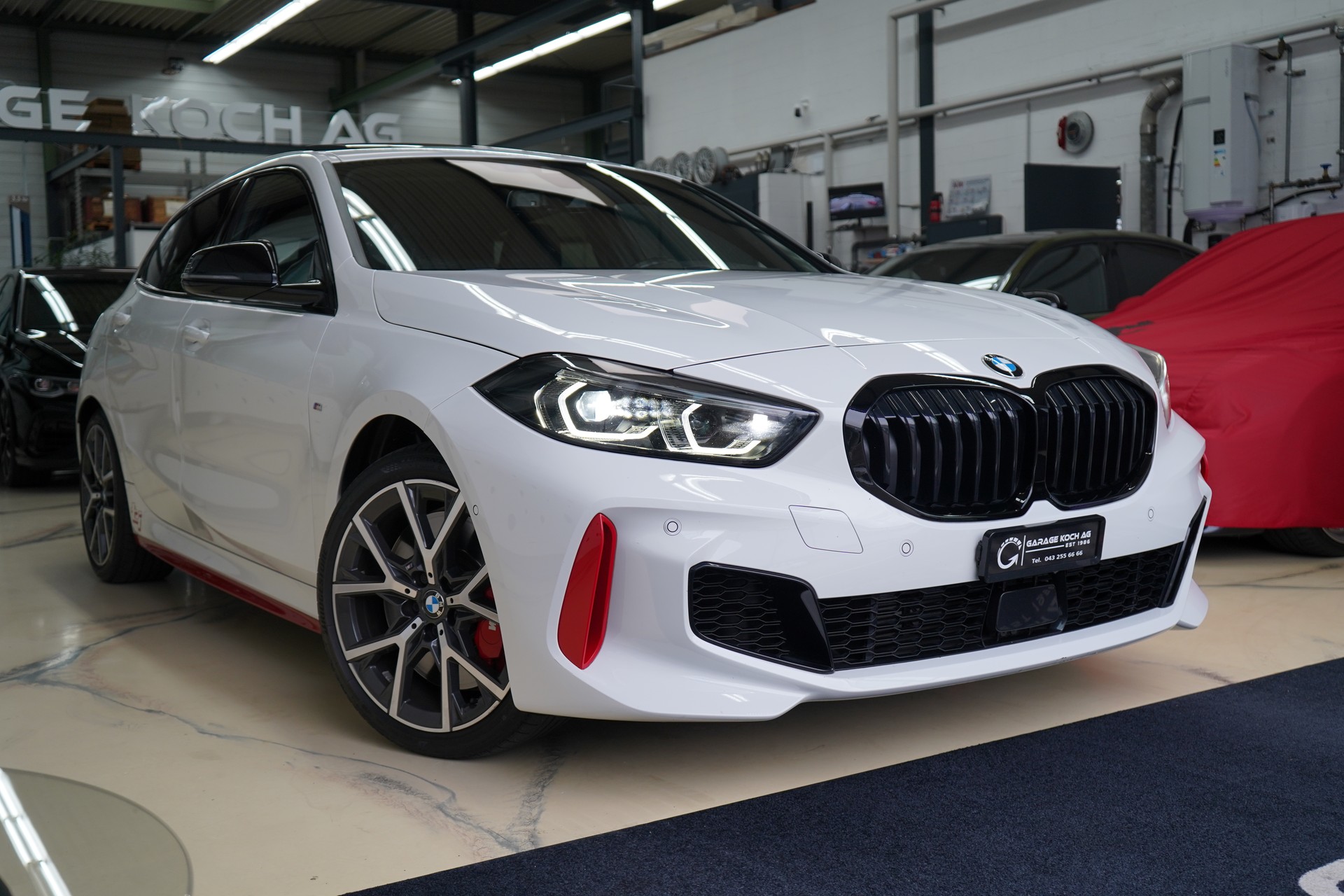 BMW 128ti M Sport Pro Steptronic-image-13