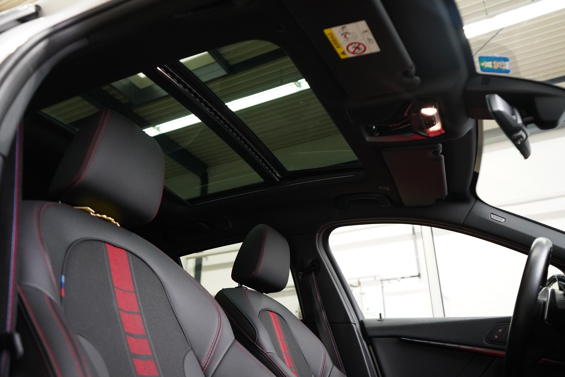 BMW 128ti M Sport Pro Steptronic-image-30