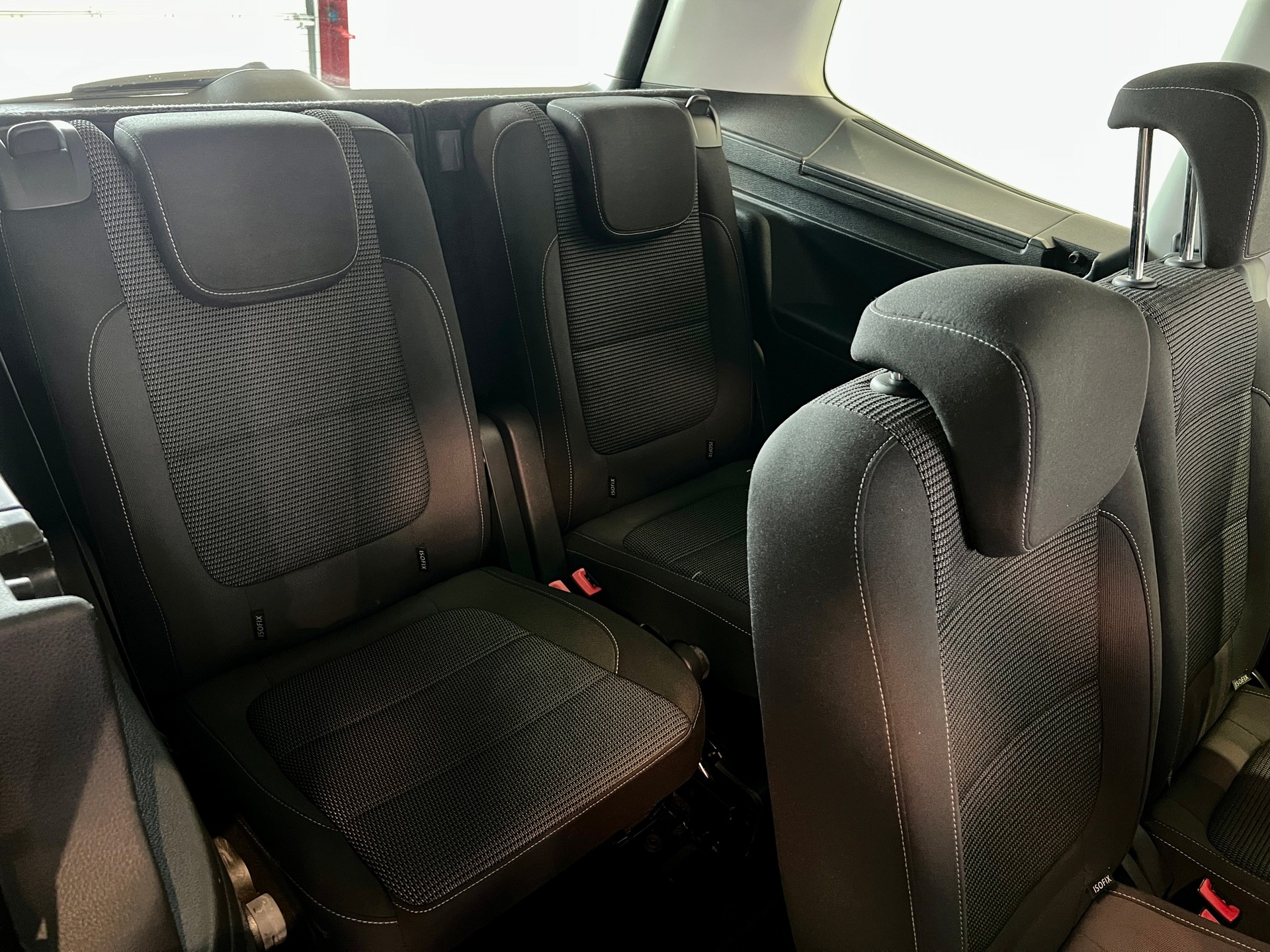 VW Sharan 2.0 TDI BMT Comfortline DSG-image-17