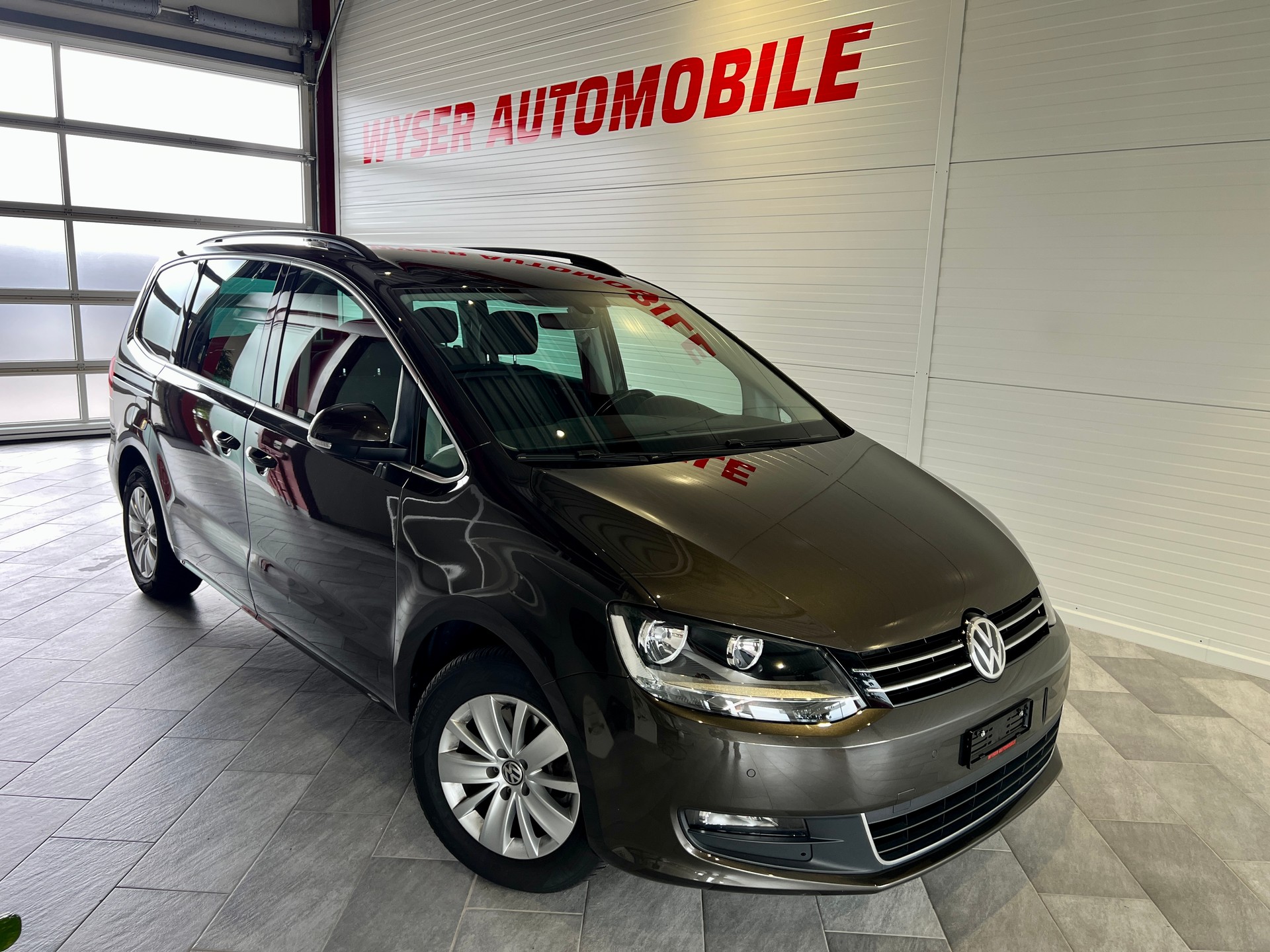 VW Sharan 2.0 TDI BMT Comfortline DSG-image-0