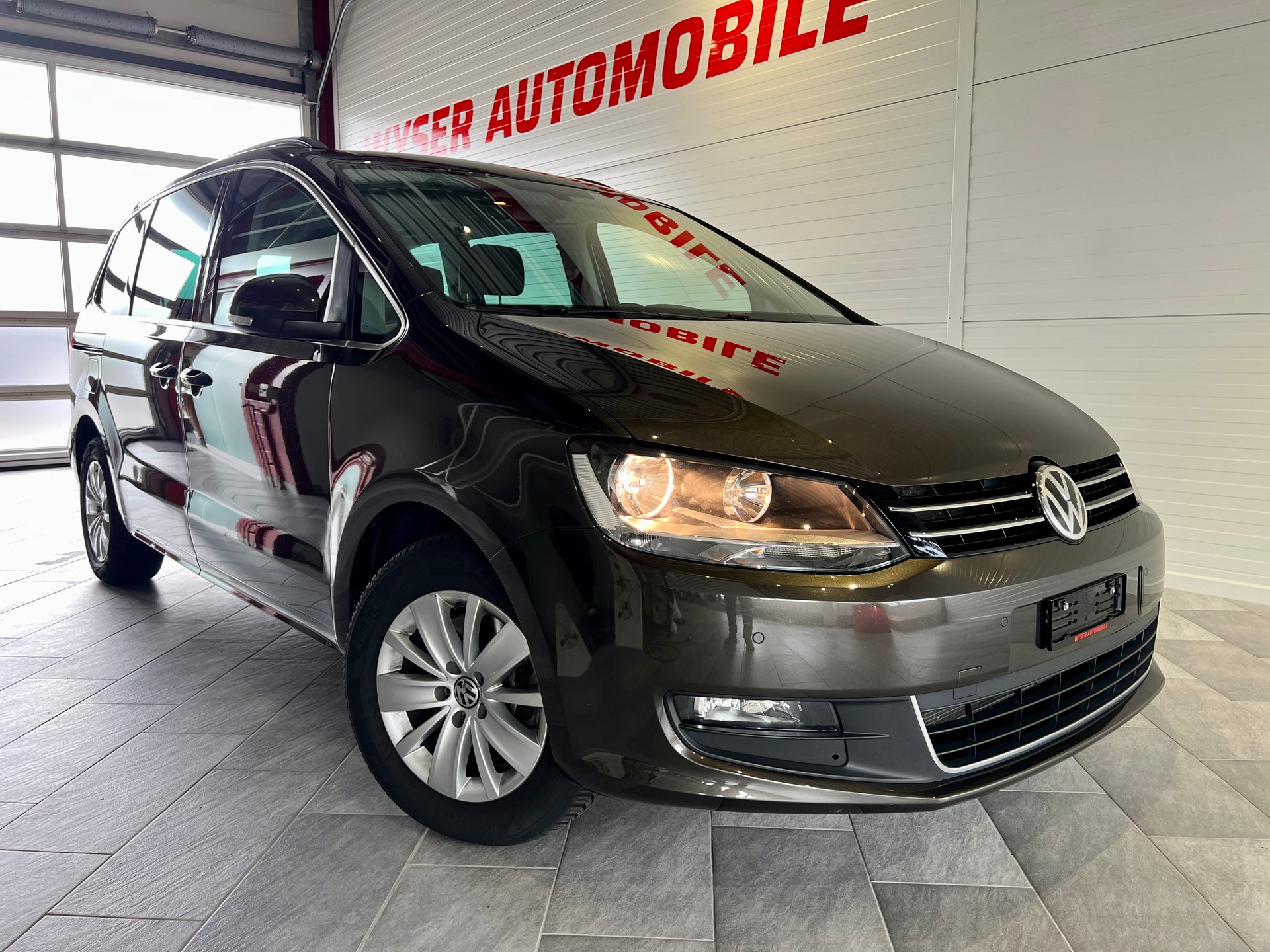 VW Sharan 2.0 TDI BMT Comfortline DSG-image-1