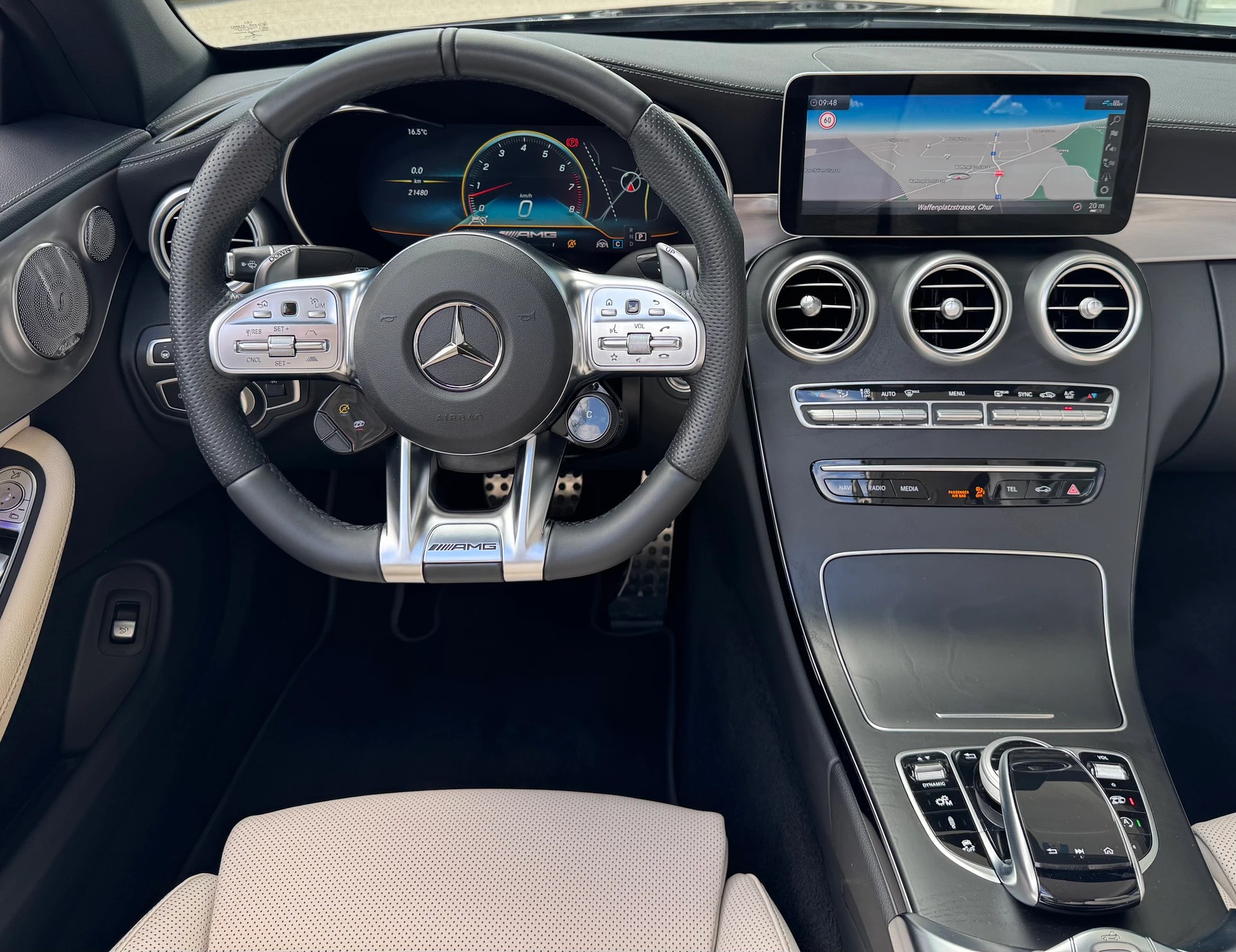 MERCEDES-BENZ C 43 Cabriolet AMG 4Matic 9G-Tronic-image-14