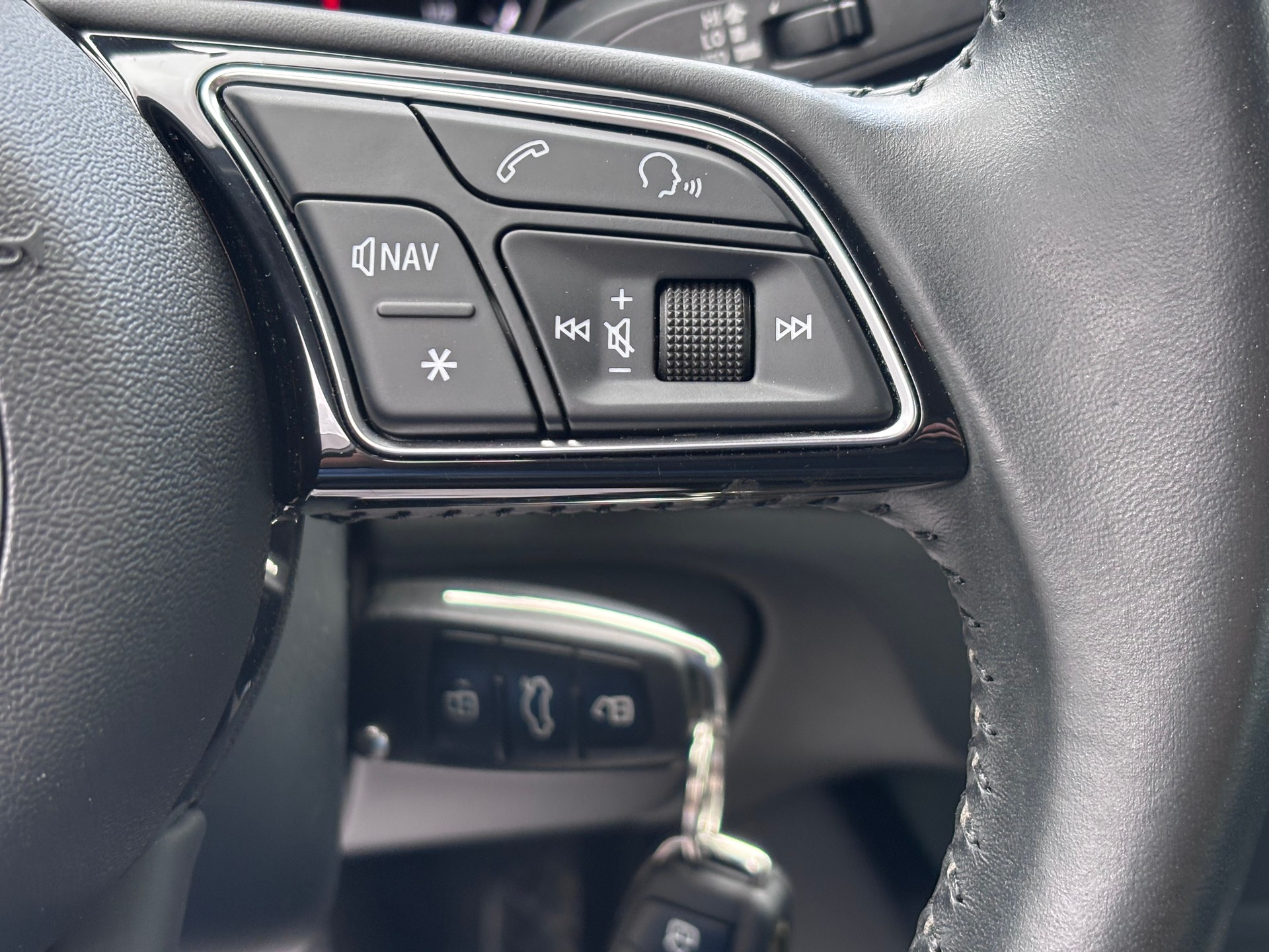 AUDI A3 Sportback 35 TFSI Design-image-11
